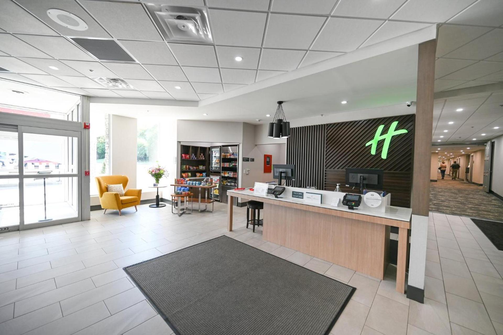 Holiday Inn Cleveland-Mayfield by IHG photo 21