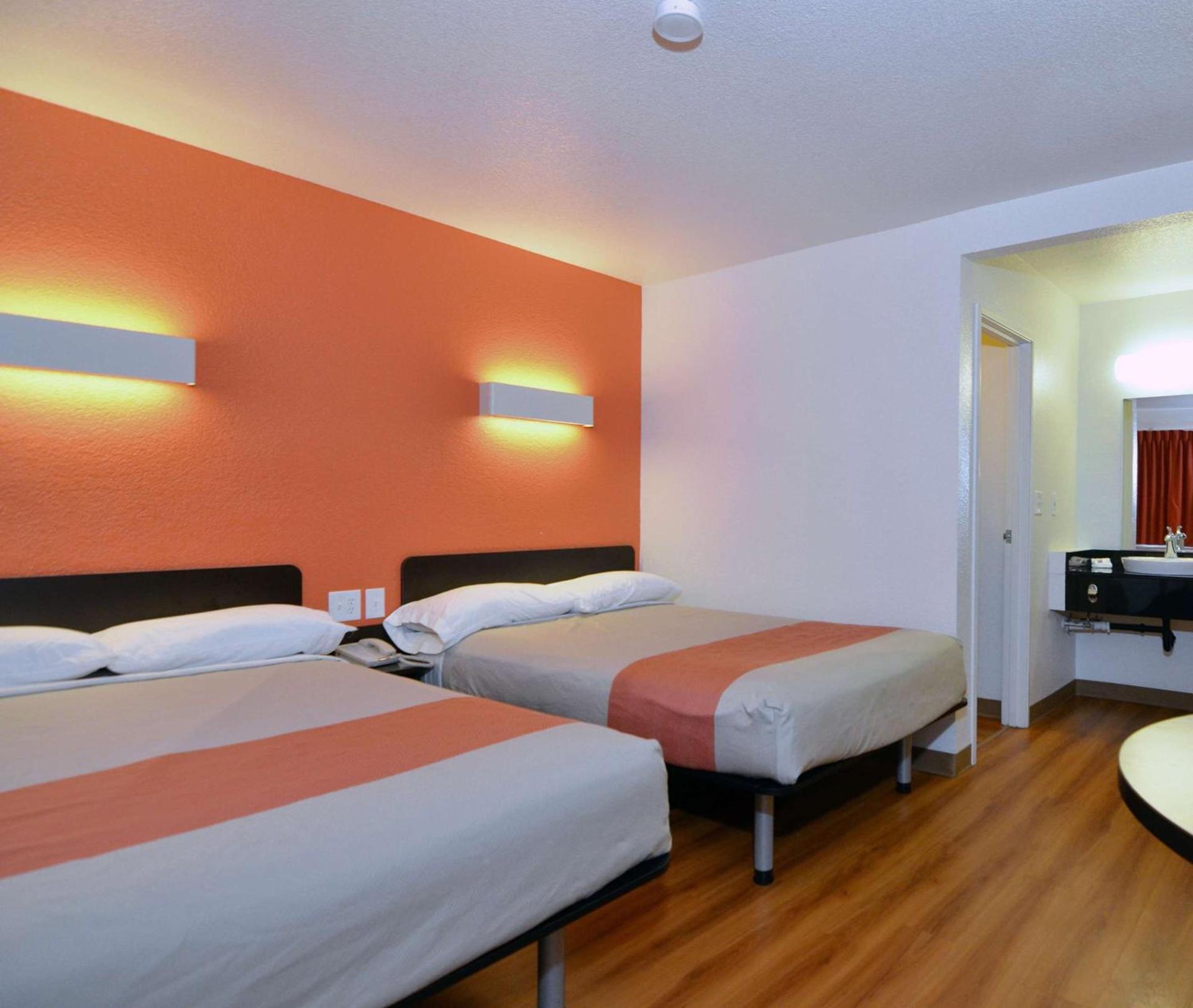 Motel 6-Laredo, TX - South photo 5