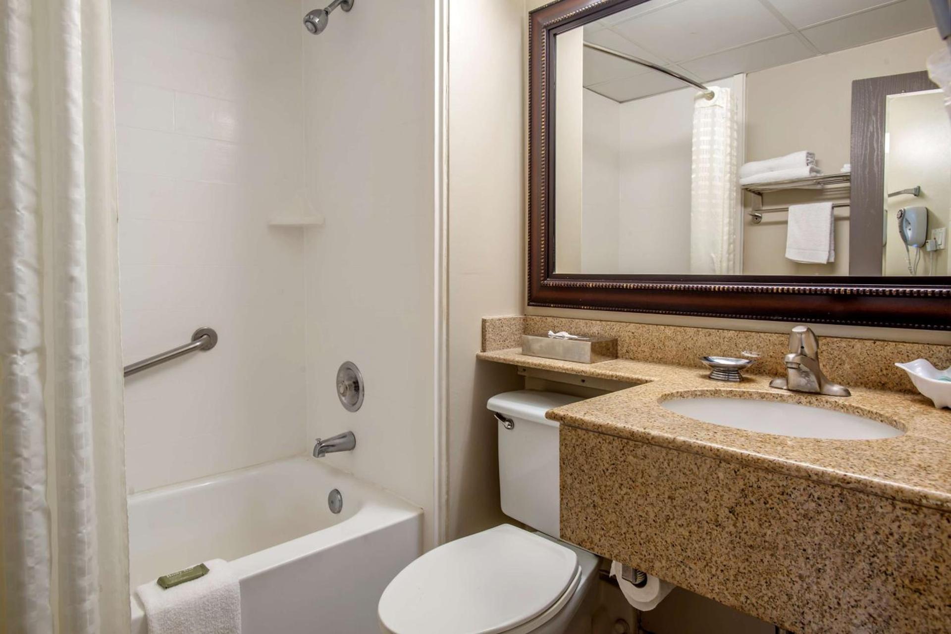 Fort Washington Inn photo 23