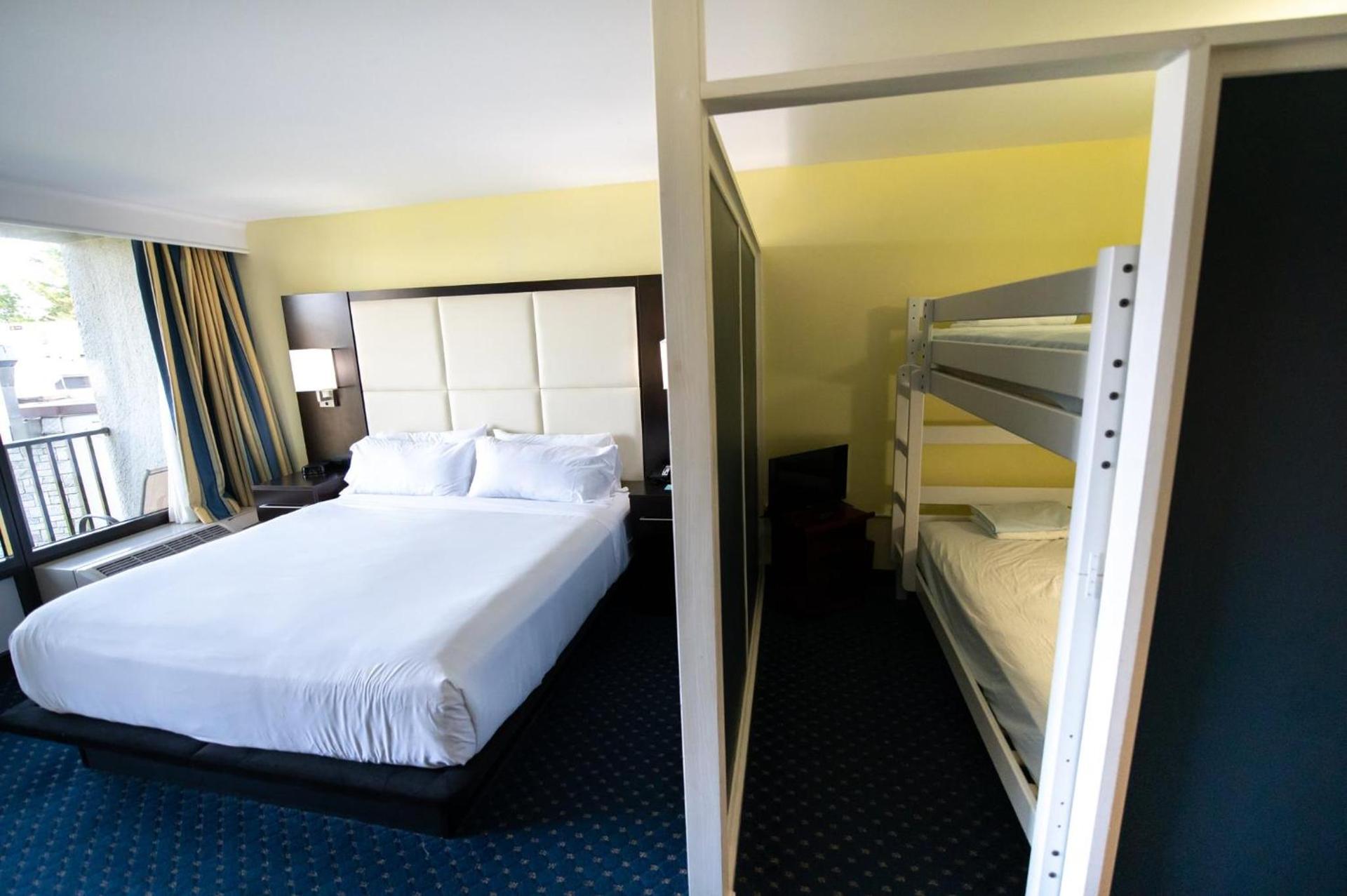 Holiday Inn Bar Harbor Regency Hotel by IHG photo 81