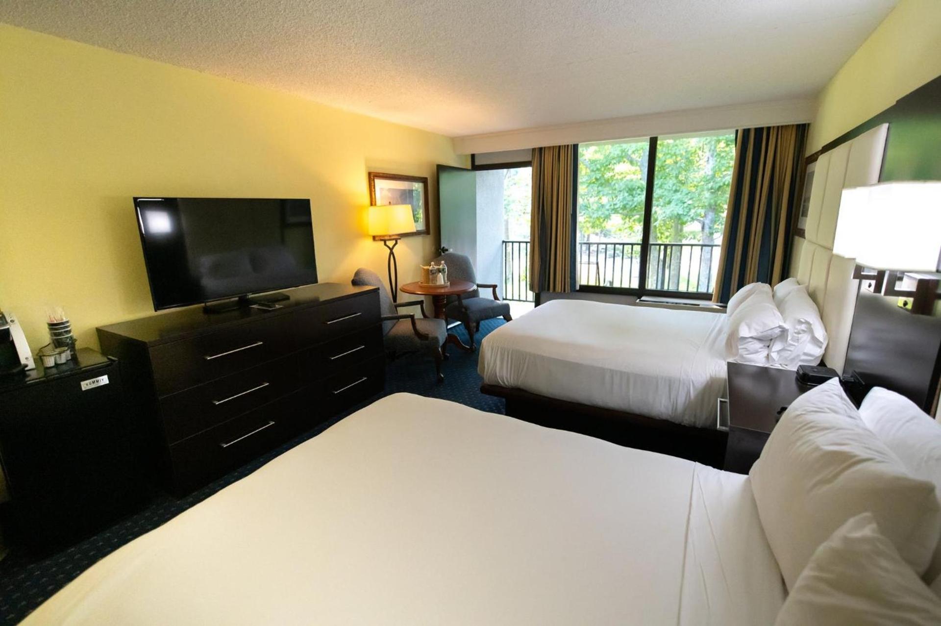 Holiday Inn Bar Harbor Regency Hotel by IHG photo 68