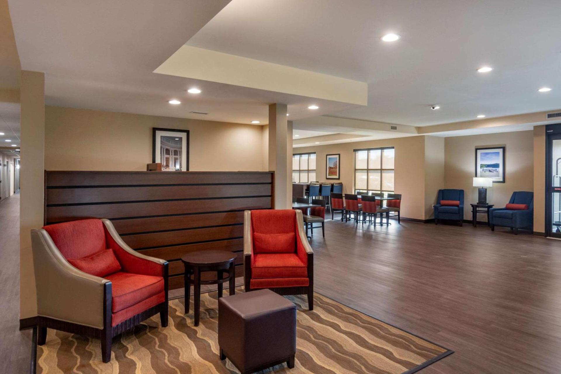 Comfort Inn & Suites Charlottesville Hollymead Town Center photo 5