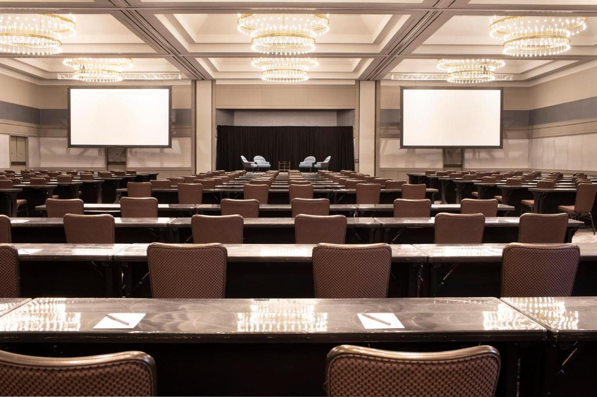 Crowne Plaza Atlanta Perimeter at Ravinia by IHG photo 57