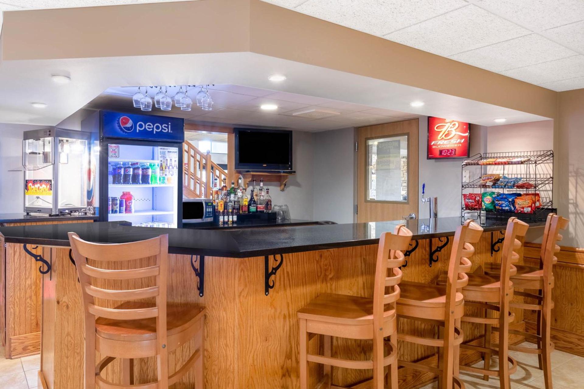 AmericInn by Wyndham Jackson photo 40