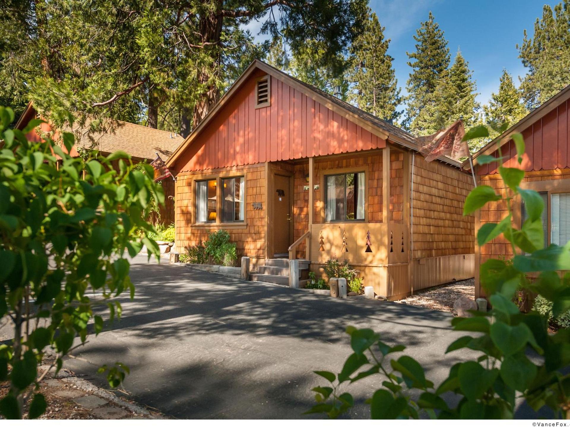 Cedar Glen Lodge photo 5