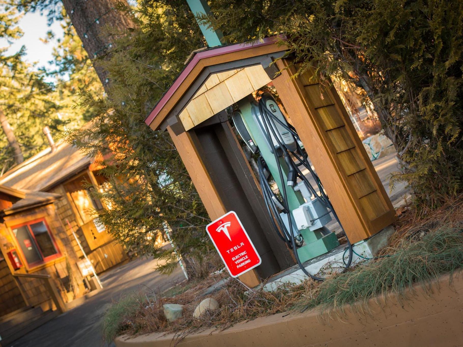 Cedar Glen Lodge photo 10