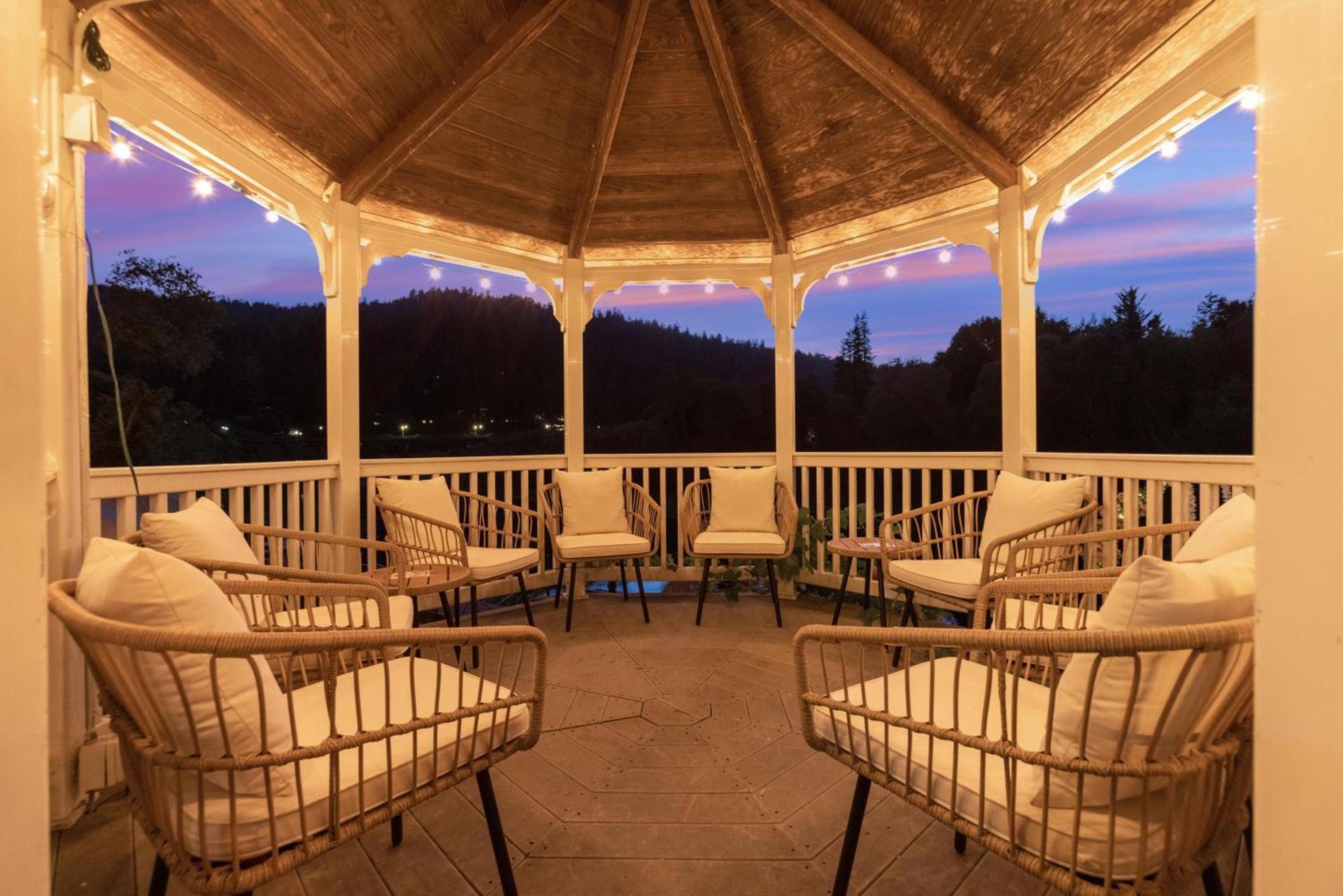 Boho Manor photo 33