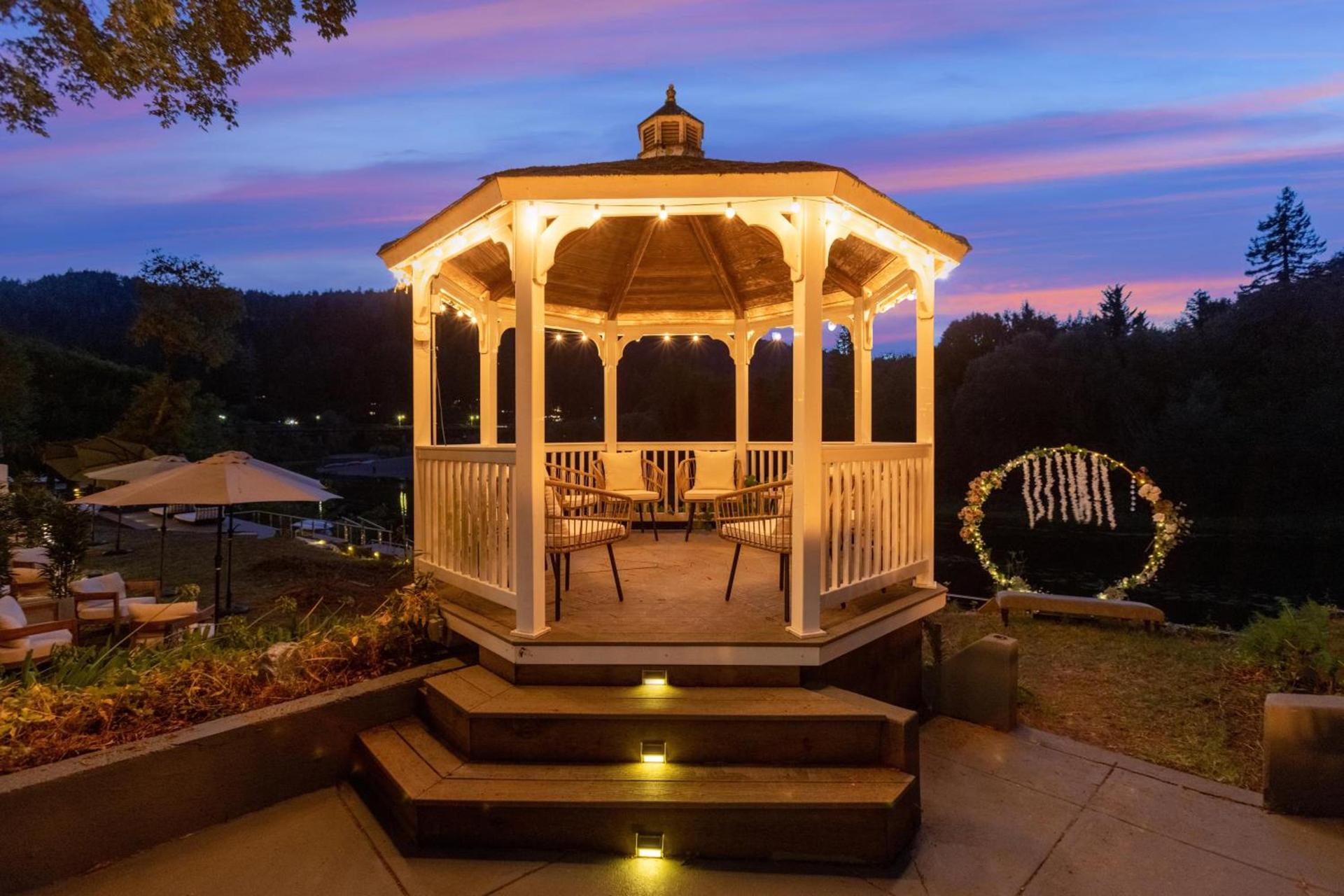 Boho Manor photo 32
