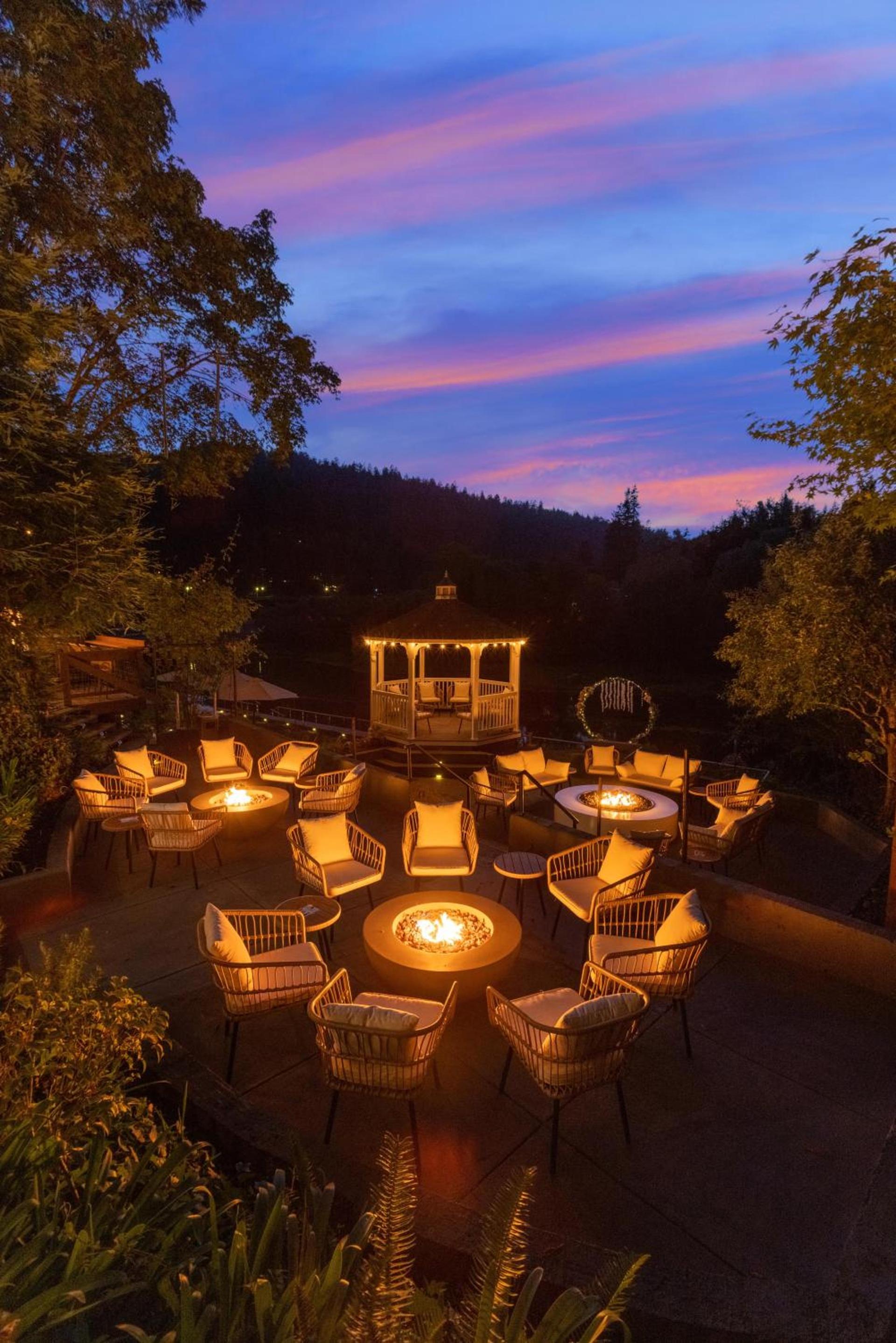 Boho Manor photo 30