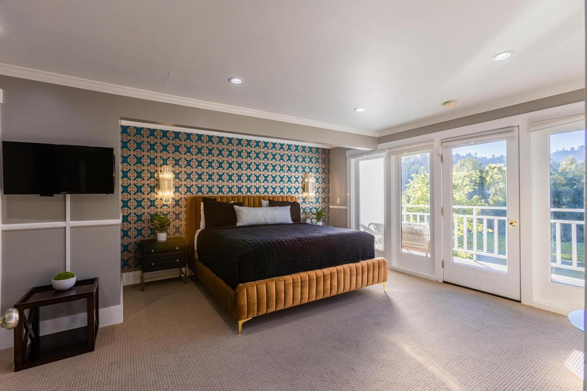 Boho Manor photo 80