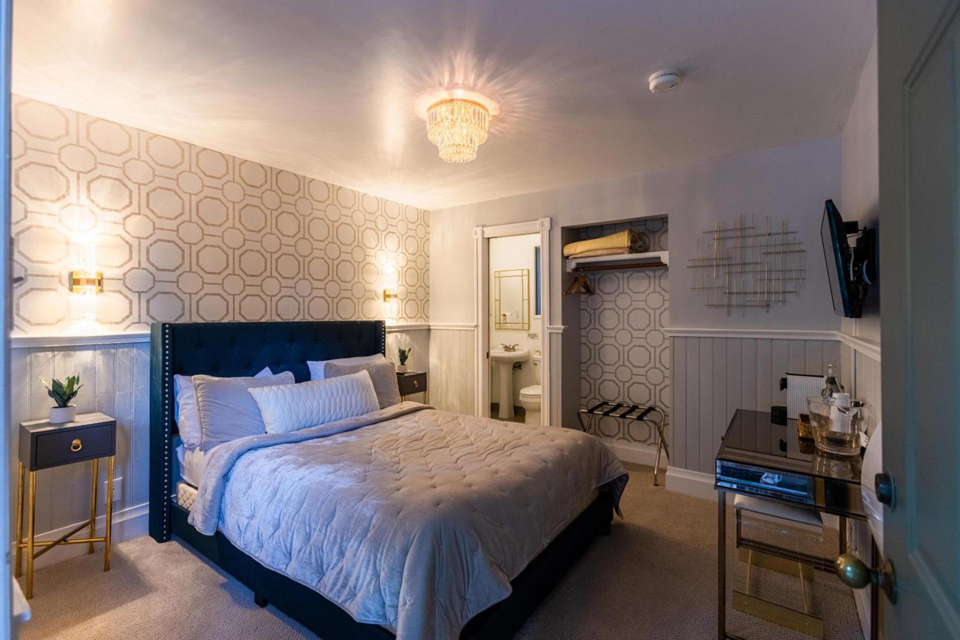 Boho Manor photo 90
