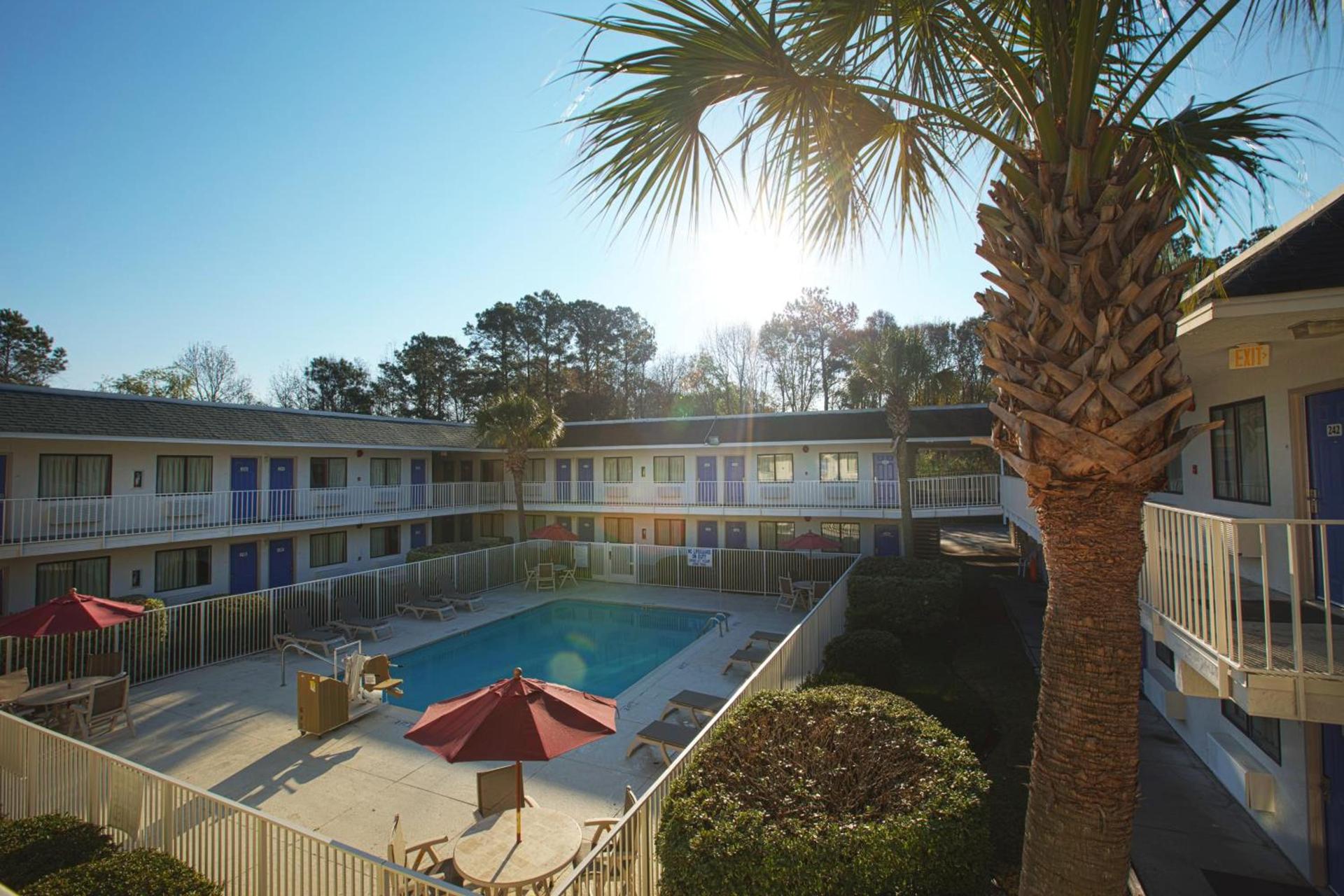 North Charleston Lodge photo 3