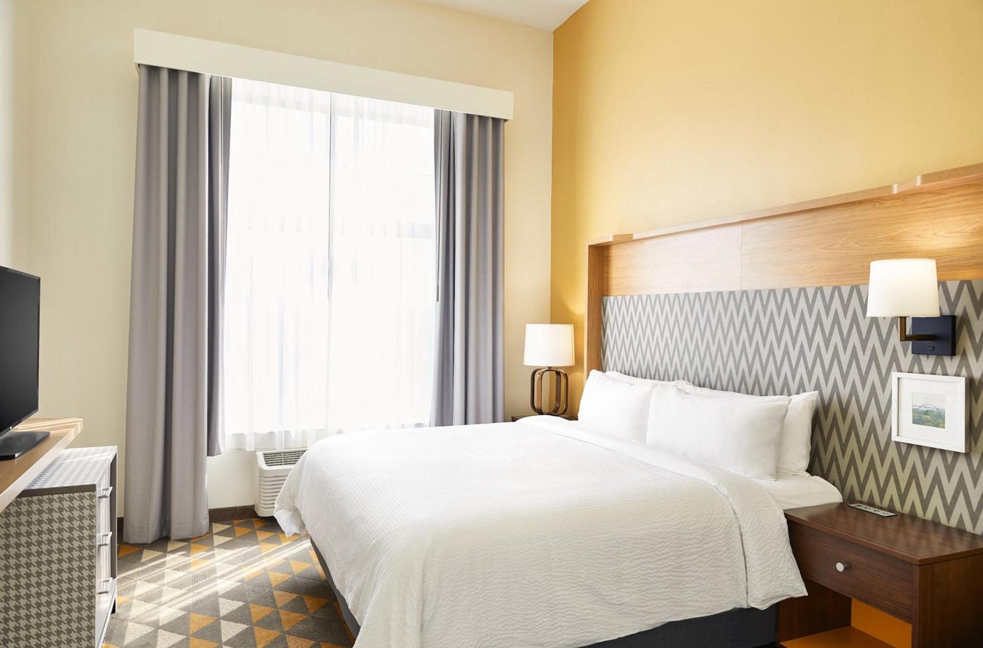 Holiday Inn Hotel & Suites Madison West - Middleton by IHG photo 75