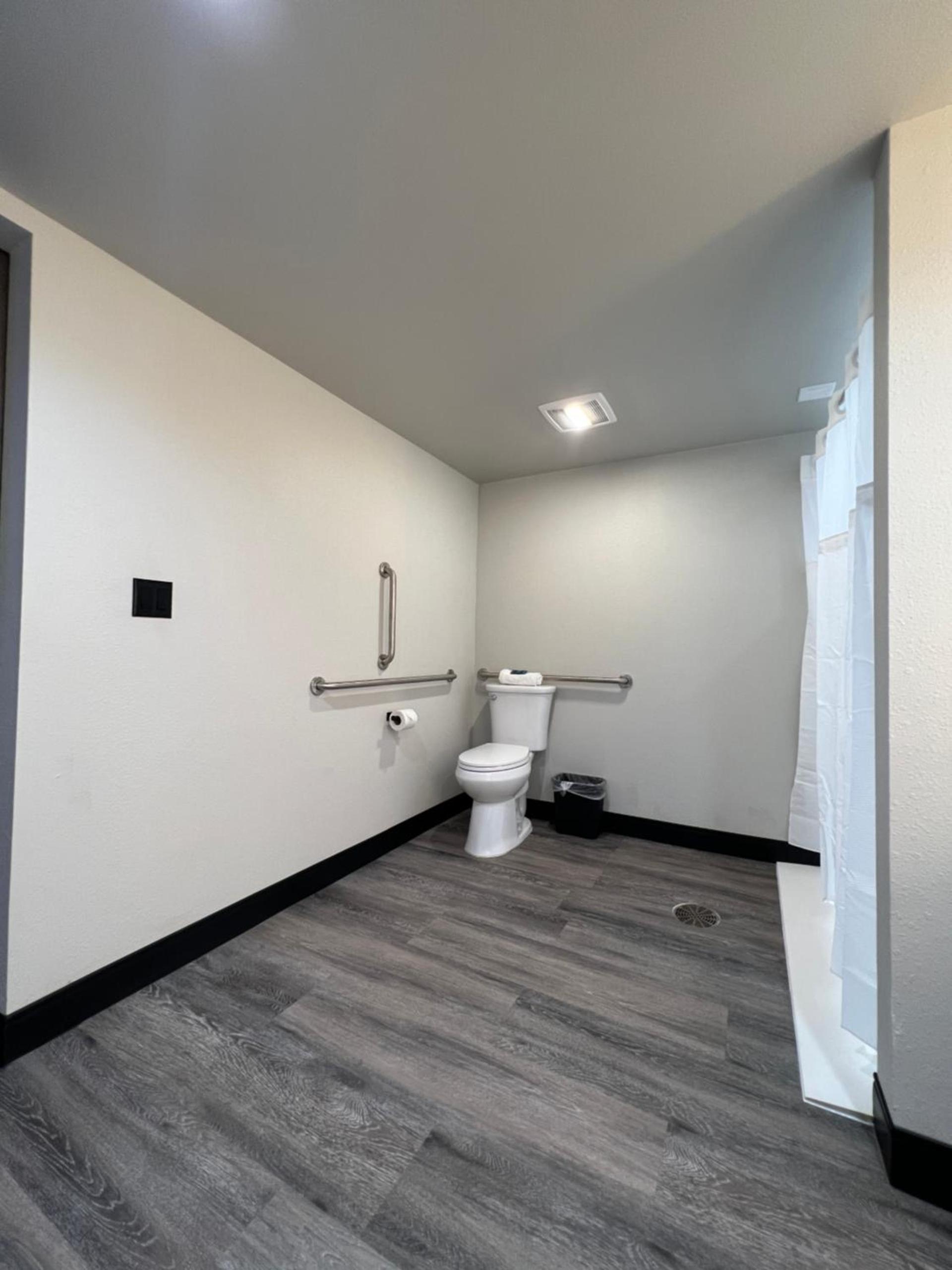 Imperial Suites, Adults Only photo 55