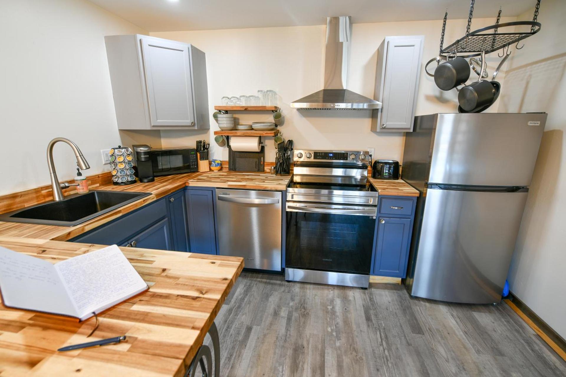 The Darmont Hotel and Suites photo 18