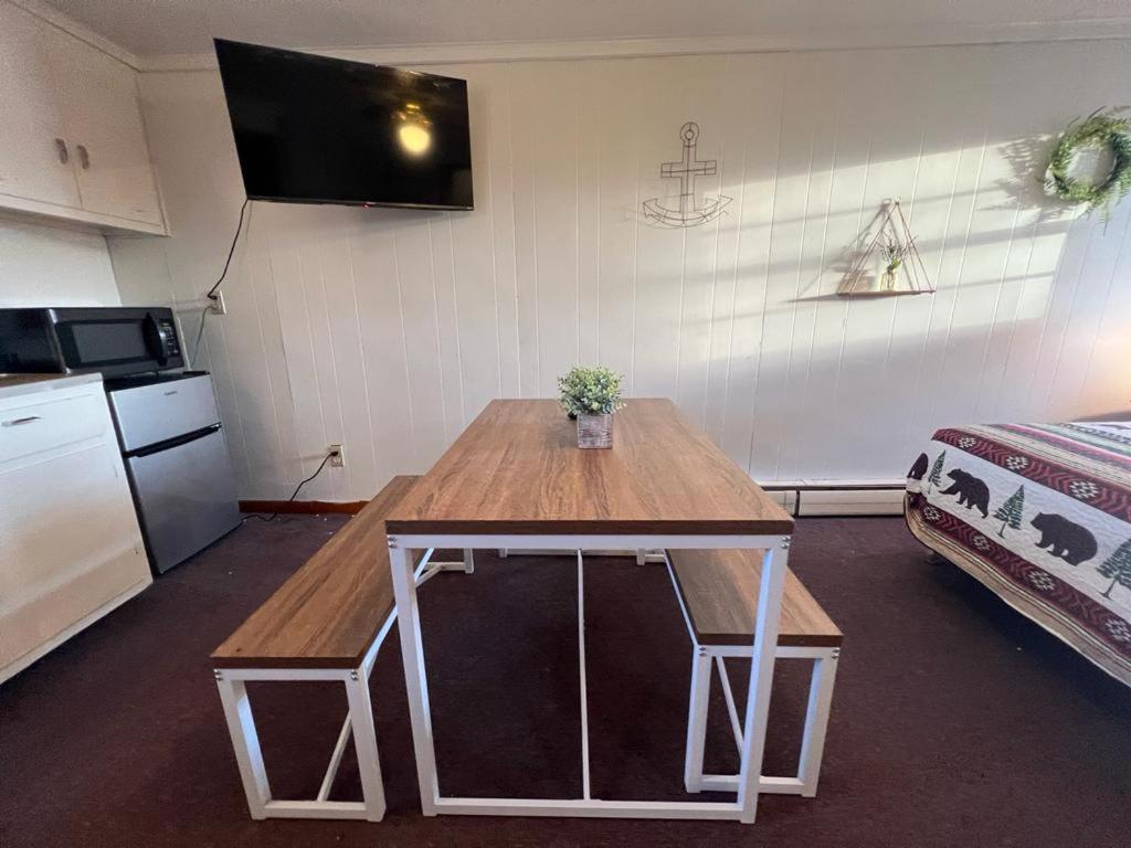 Whetstone Bay Lodge photo 17