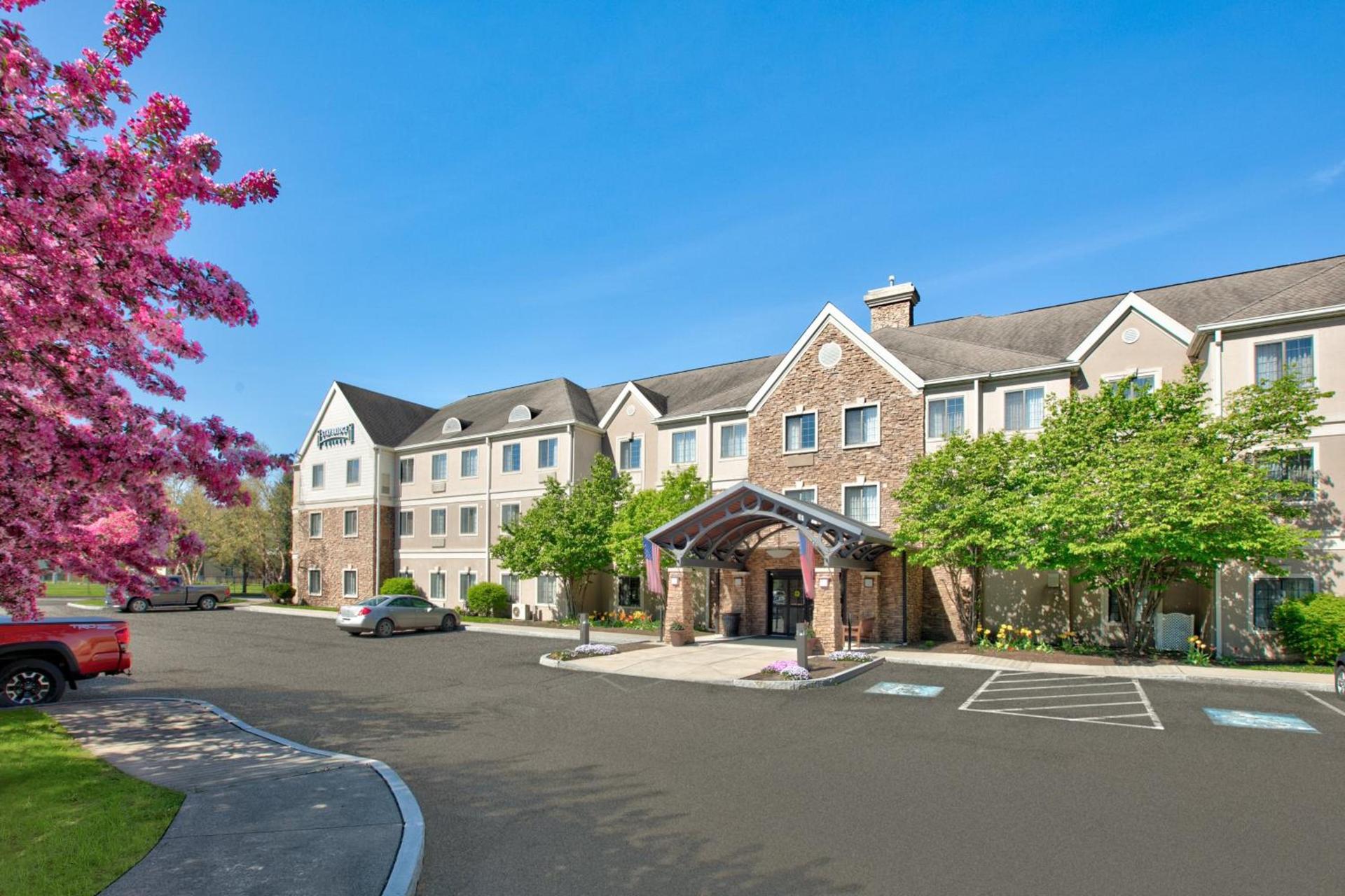 Staybridge Suites Corning by IHG photo 14