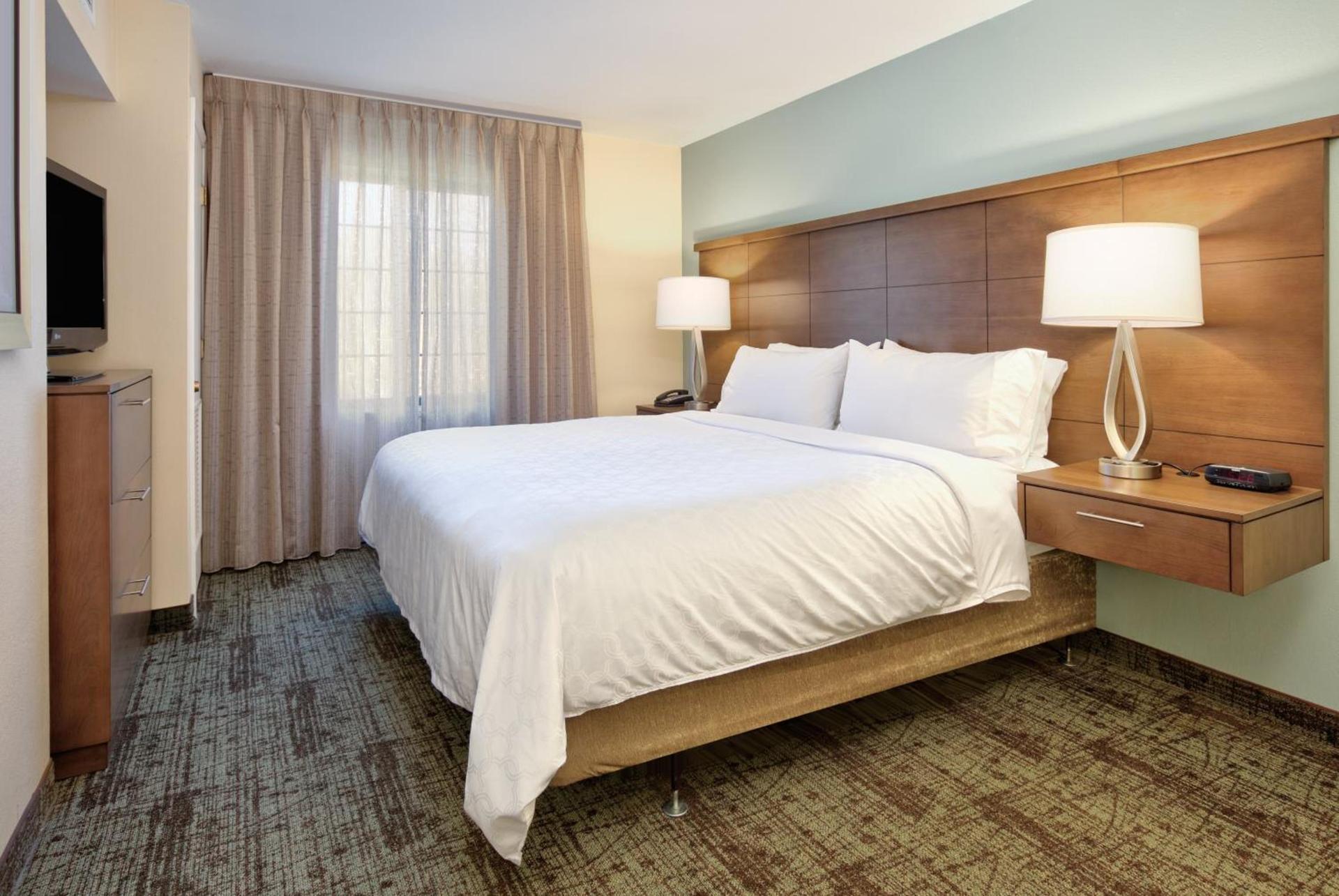 Staybridge Suites Corning by IHG photo 40