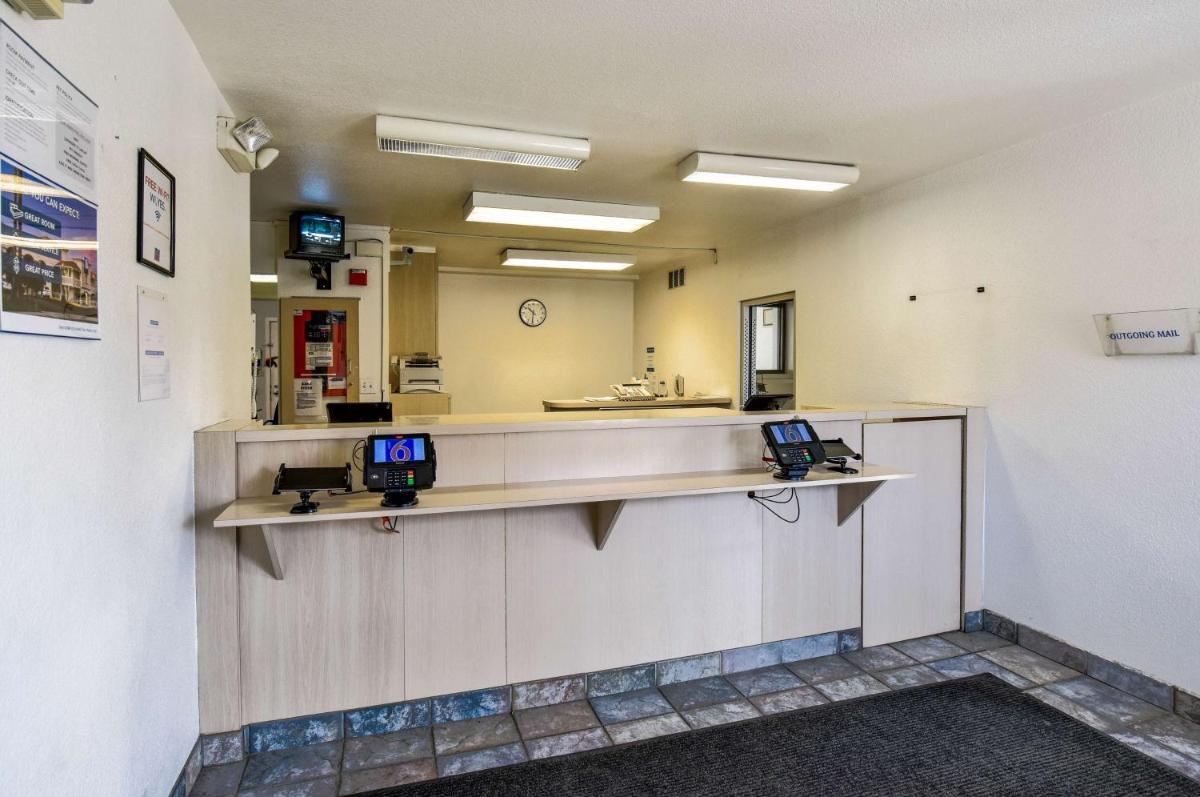 Motel 6-South Lake Tahoe, CA photo 6