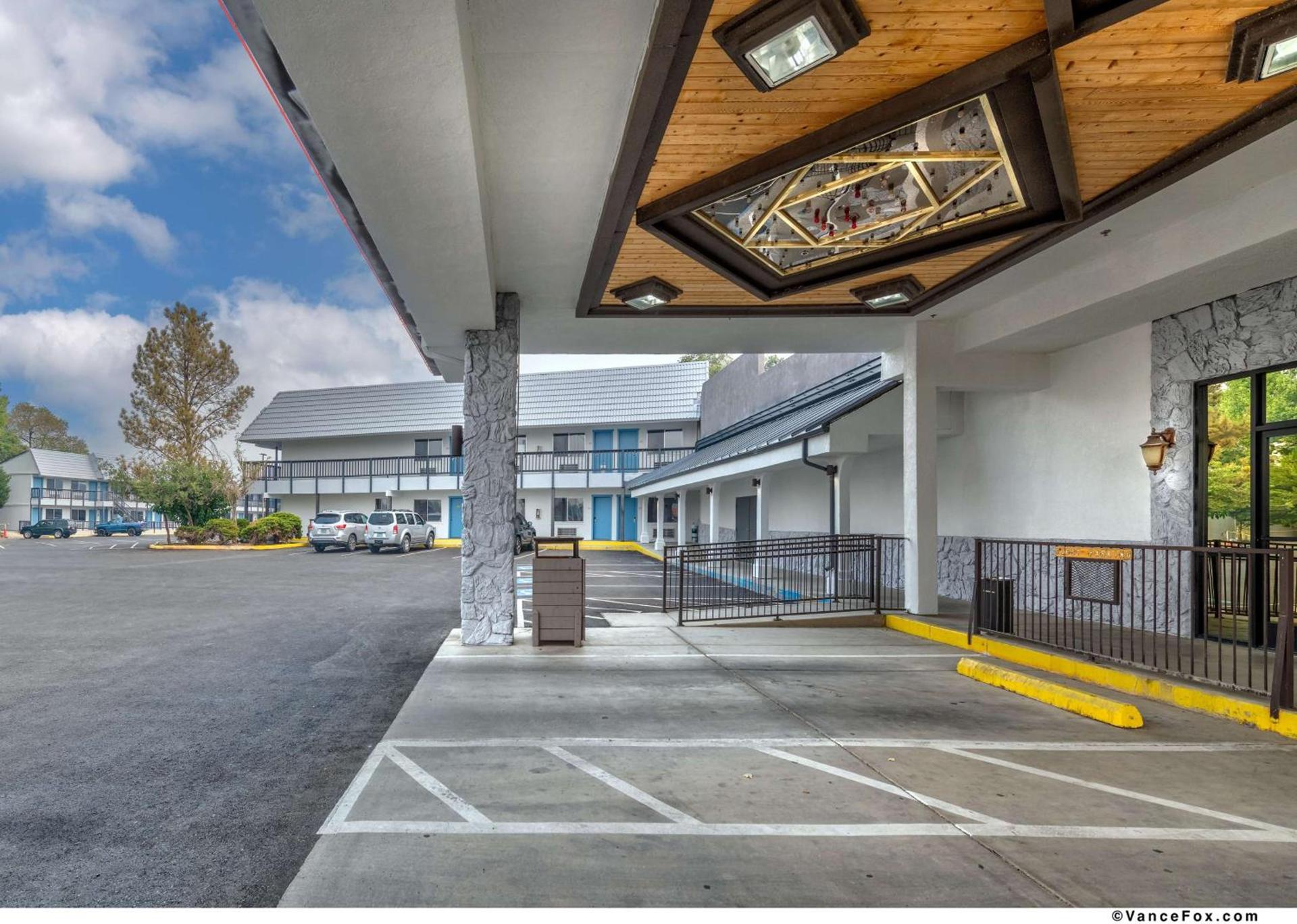 SureStay Hotel by Best Western Lovelock photo 18