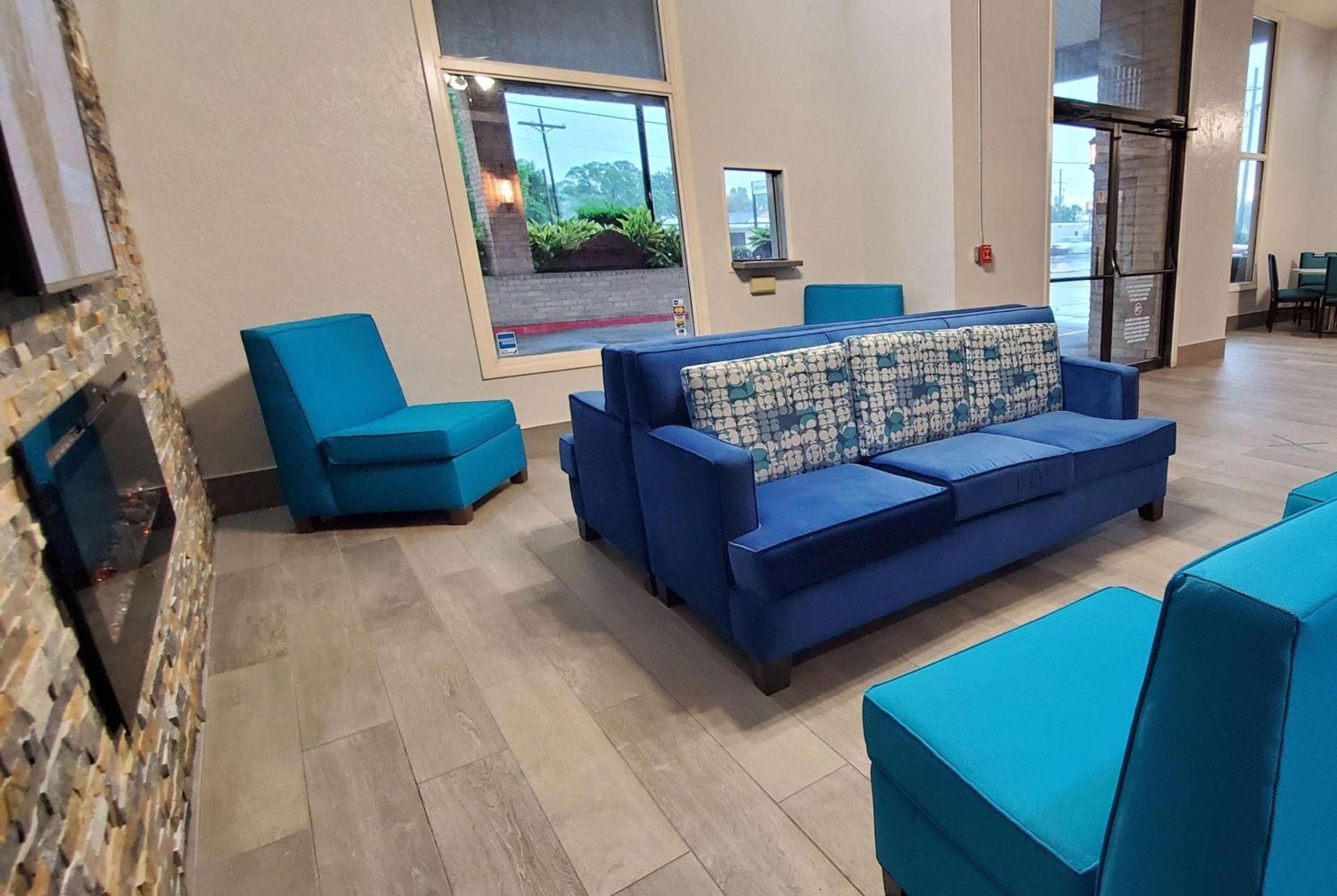 SureStay Plus by Best Western Beaumont photo 16