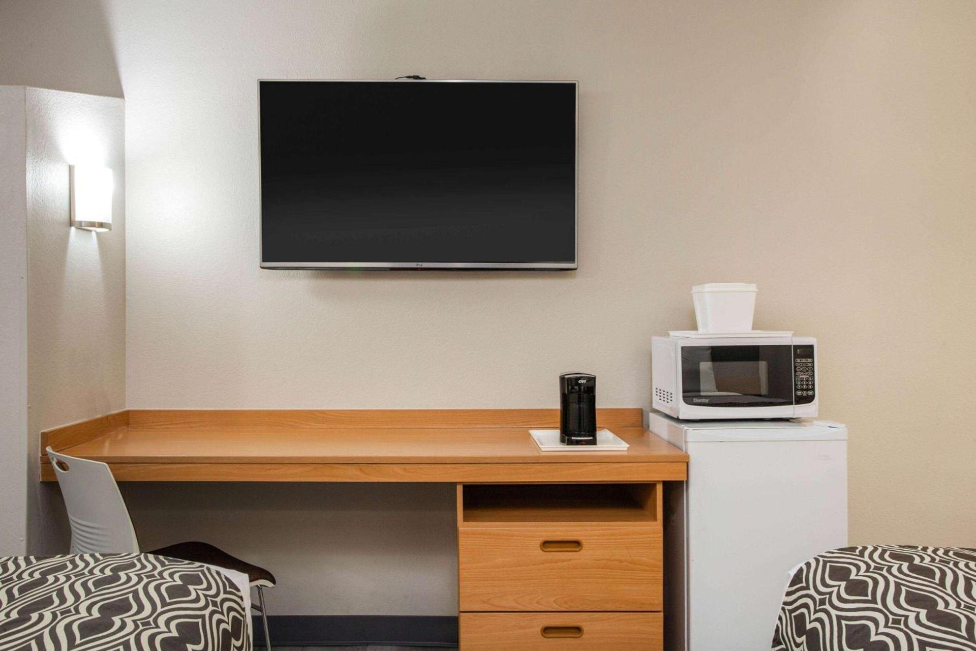 Microtel Inn & Suites by Wyndham Southern Pines Pinehurst photo 15