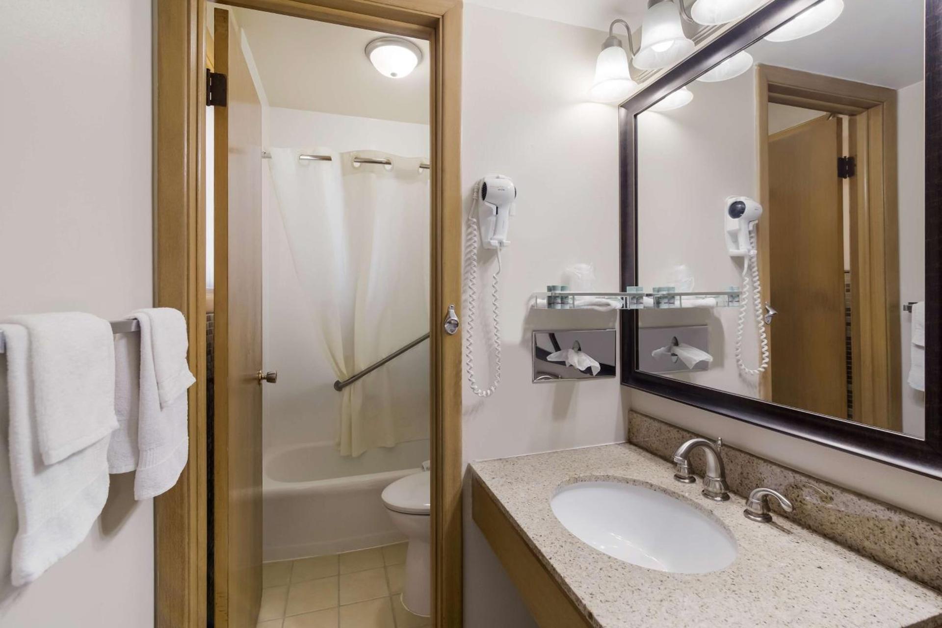 Best Western Graham's photo 22
