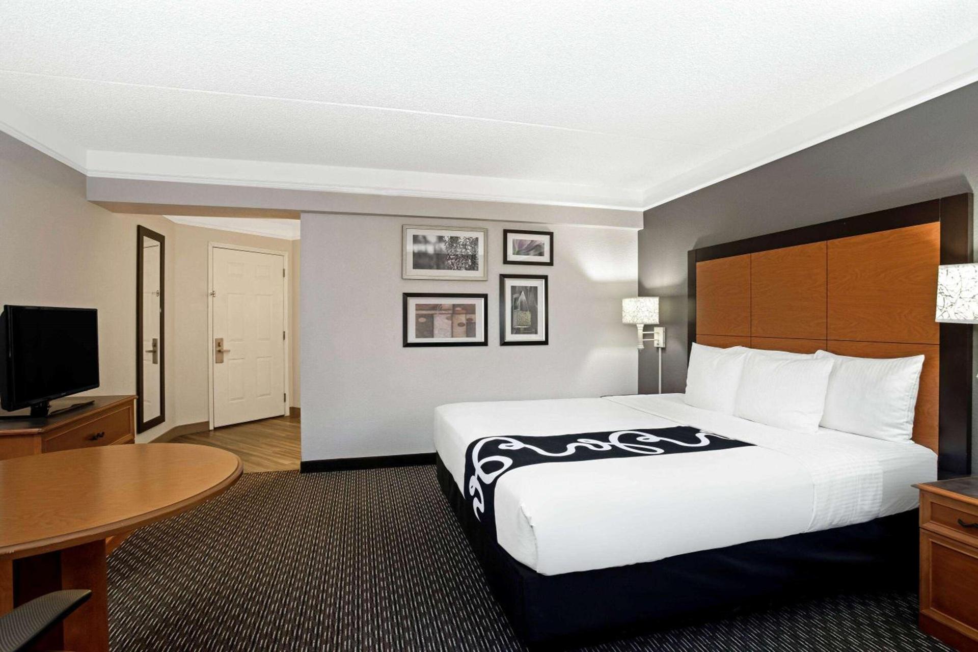 La Quinta by Wyndham Tucson Airport photo 17