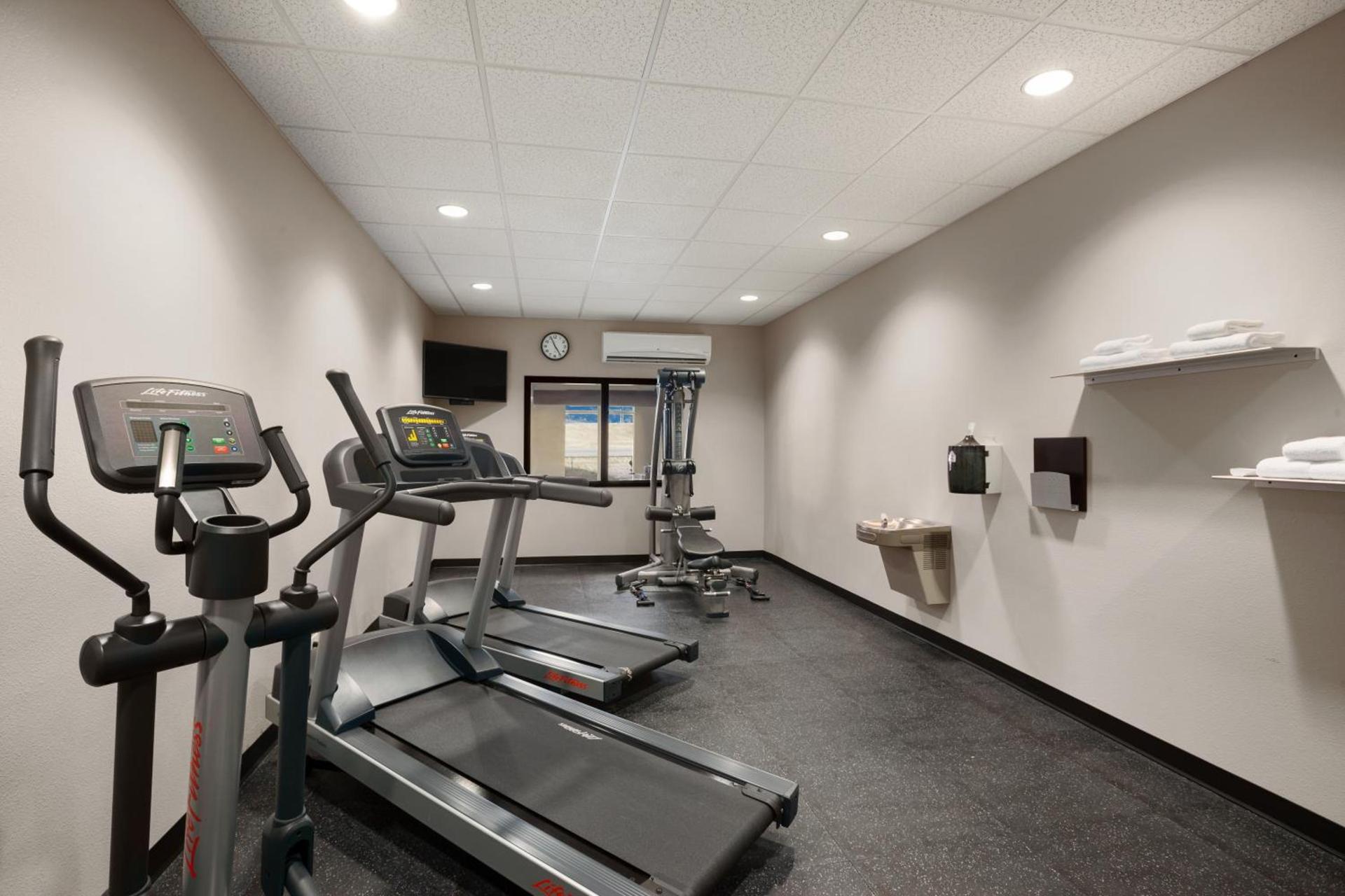 Country Inn & Suites by Radisson, Bozeman, MT photo 15
