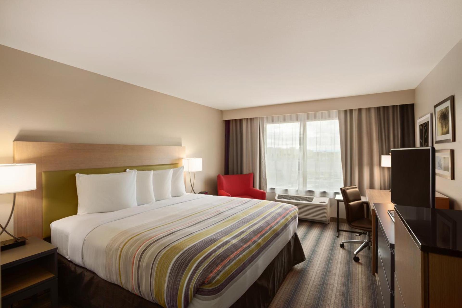 Country Inn & Suites by Radisson, Bozeman, MT photo 11