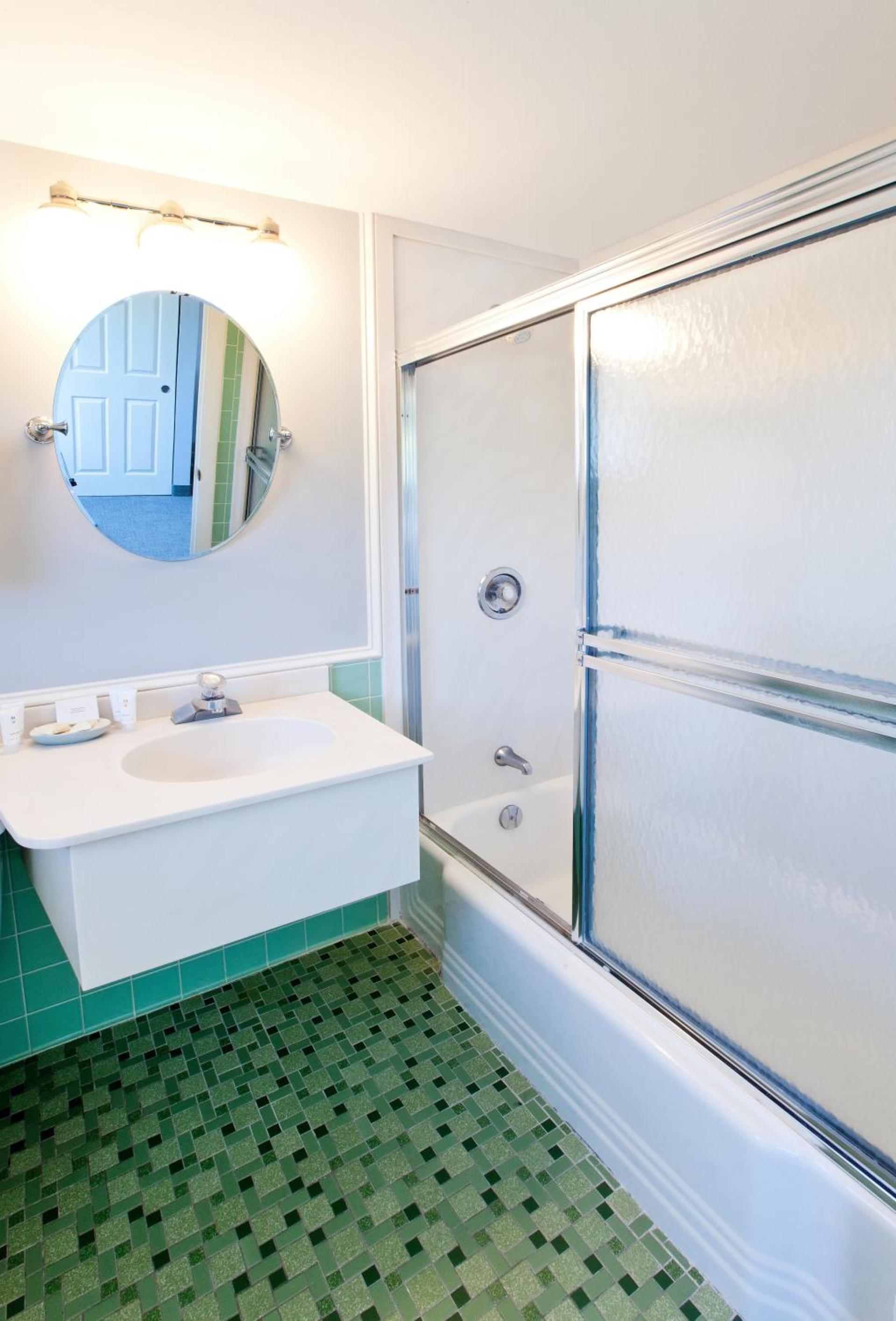 Seaglass Inn Provincetown photo 8