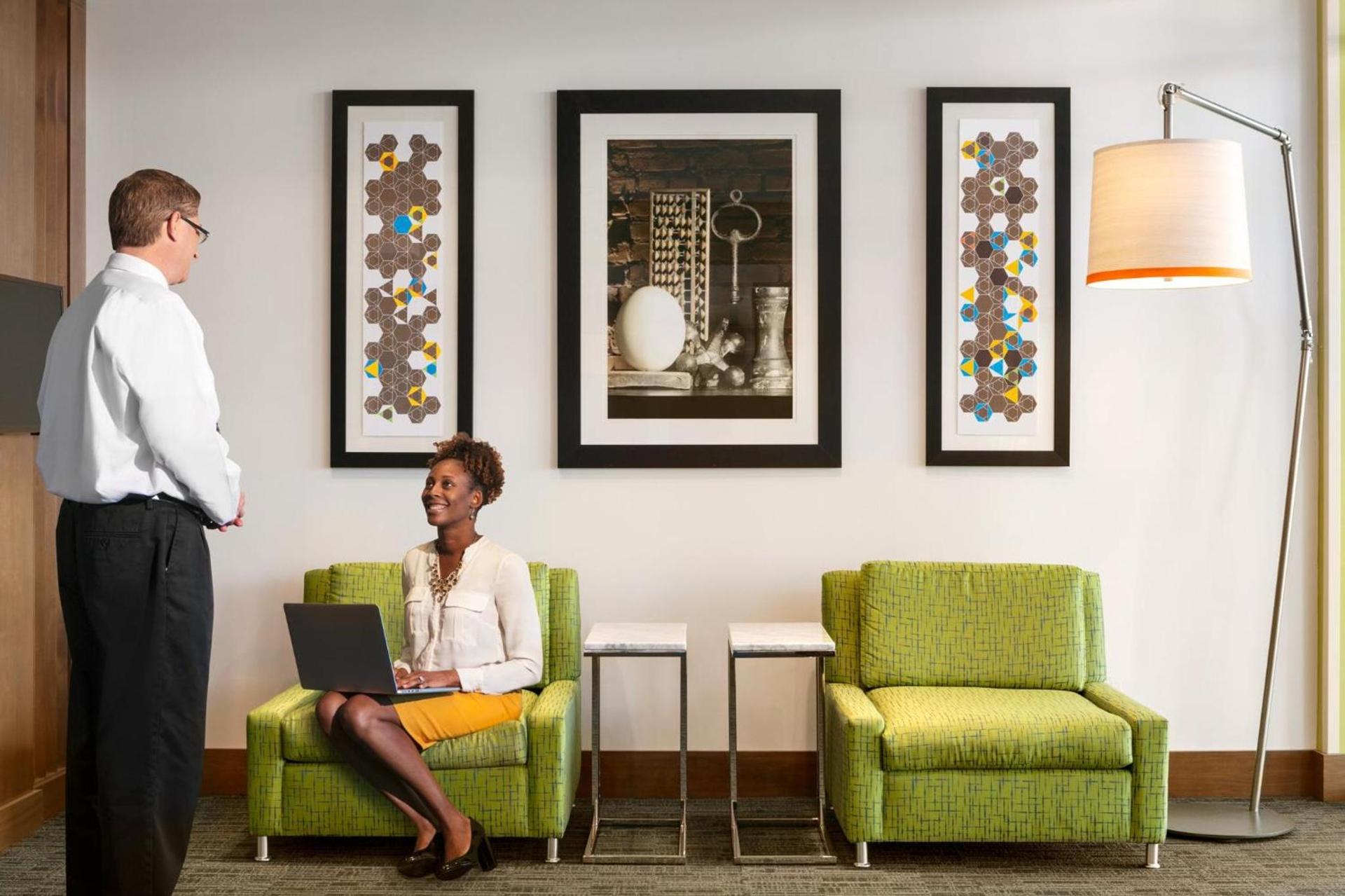 Holiday Inn Express & Suites Salisbury by IHG photo 9