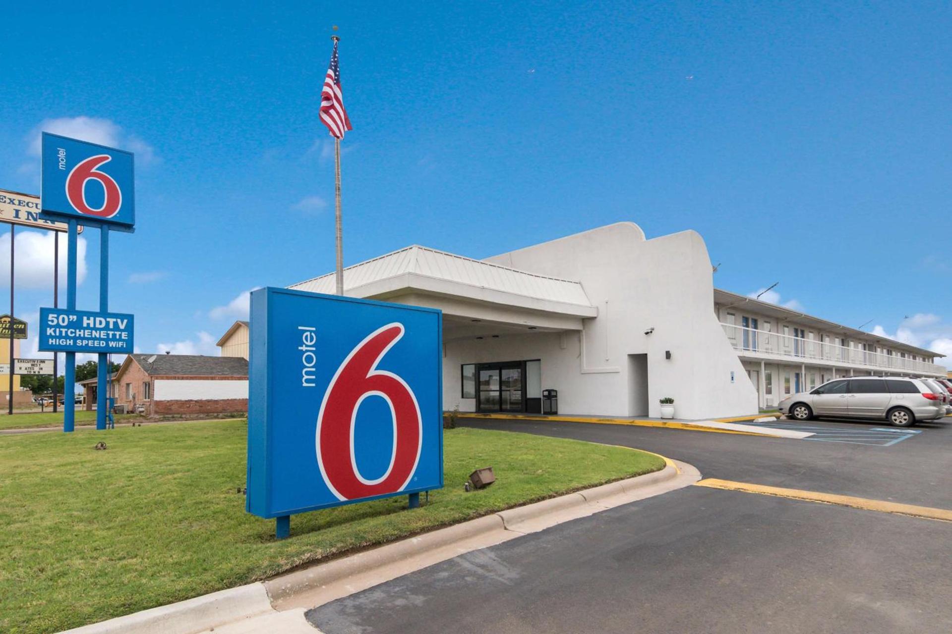Motel 6 Abilene, TX - East photo 1