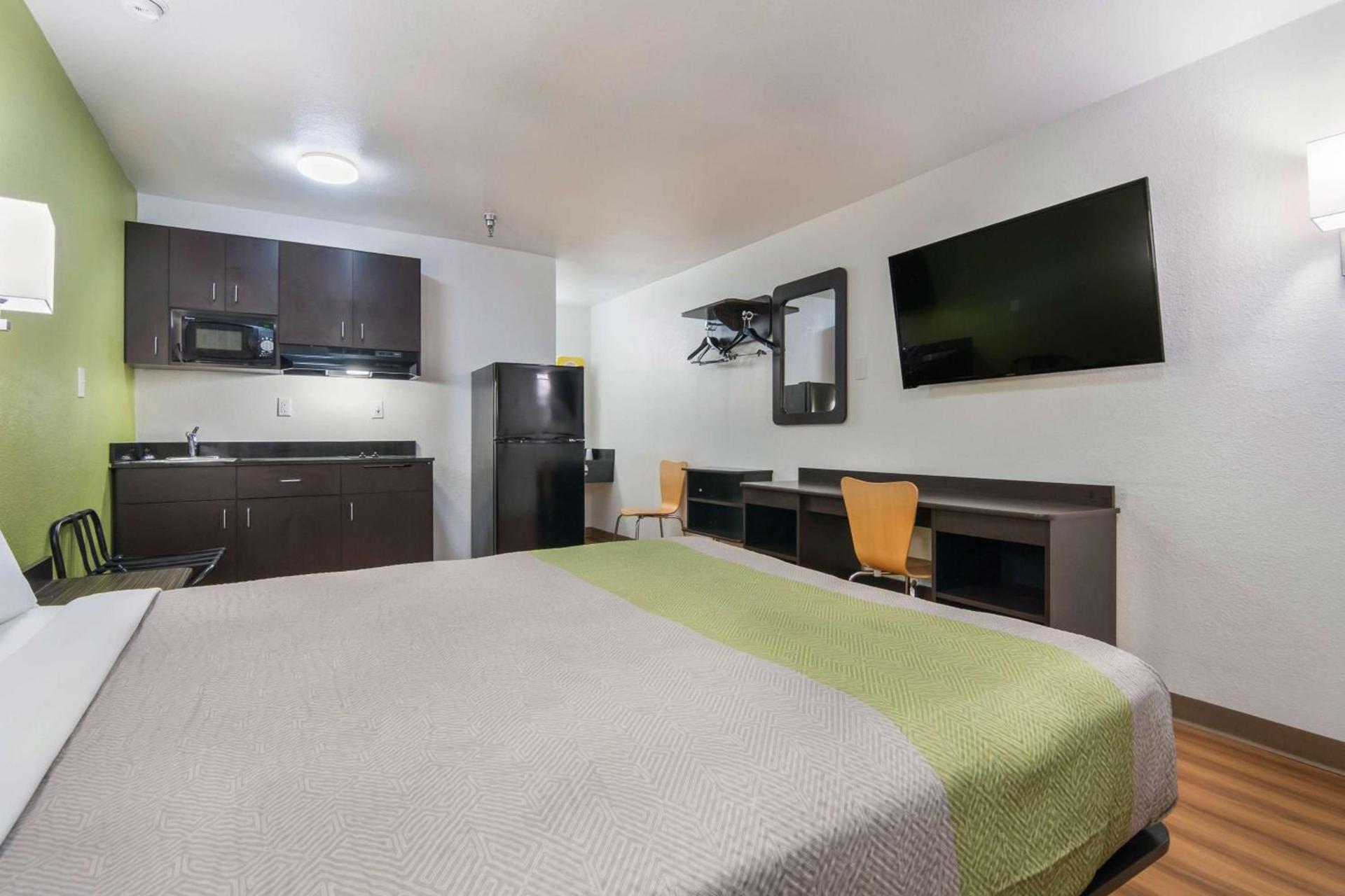 Motel 6 Abilene, TX - East photo 11