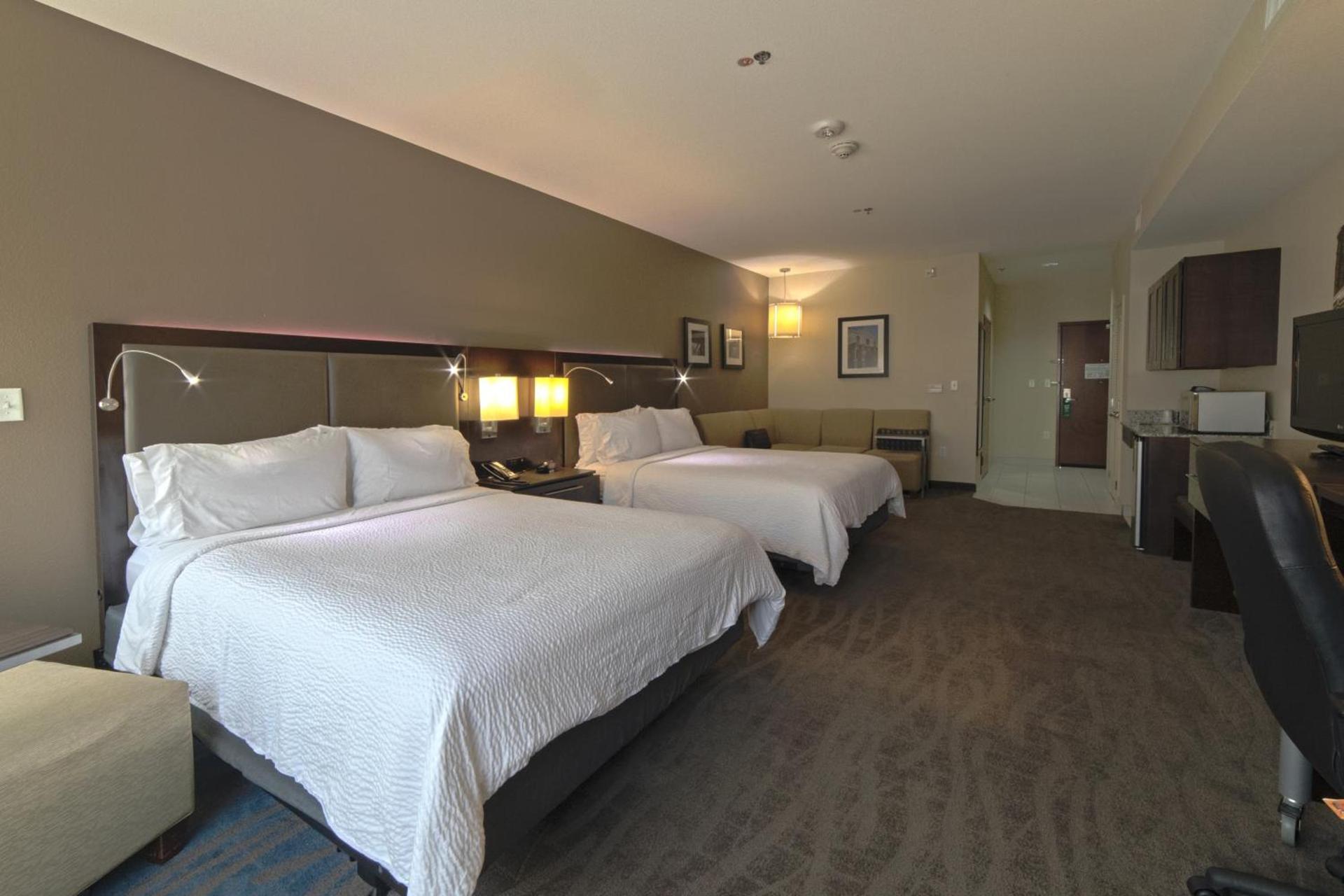 Holiday Inn & Suites San Antonio Northwest by IHG photo 4