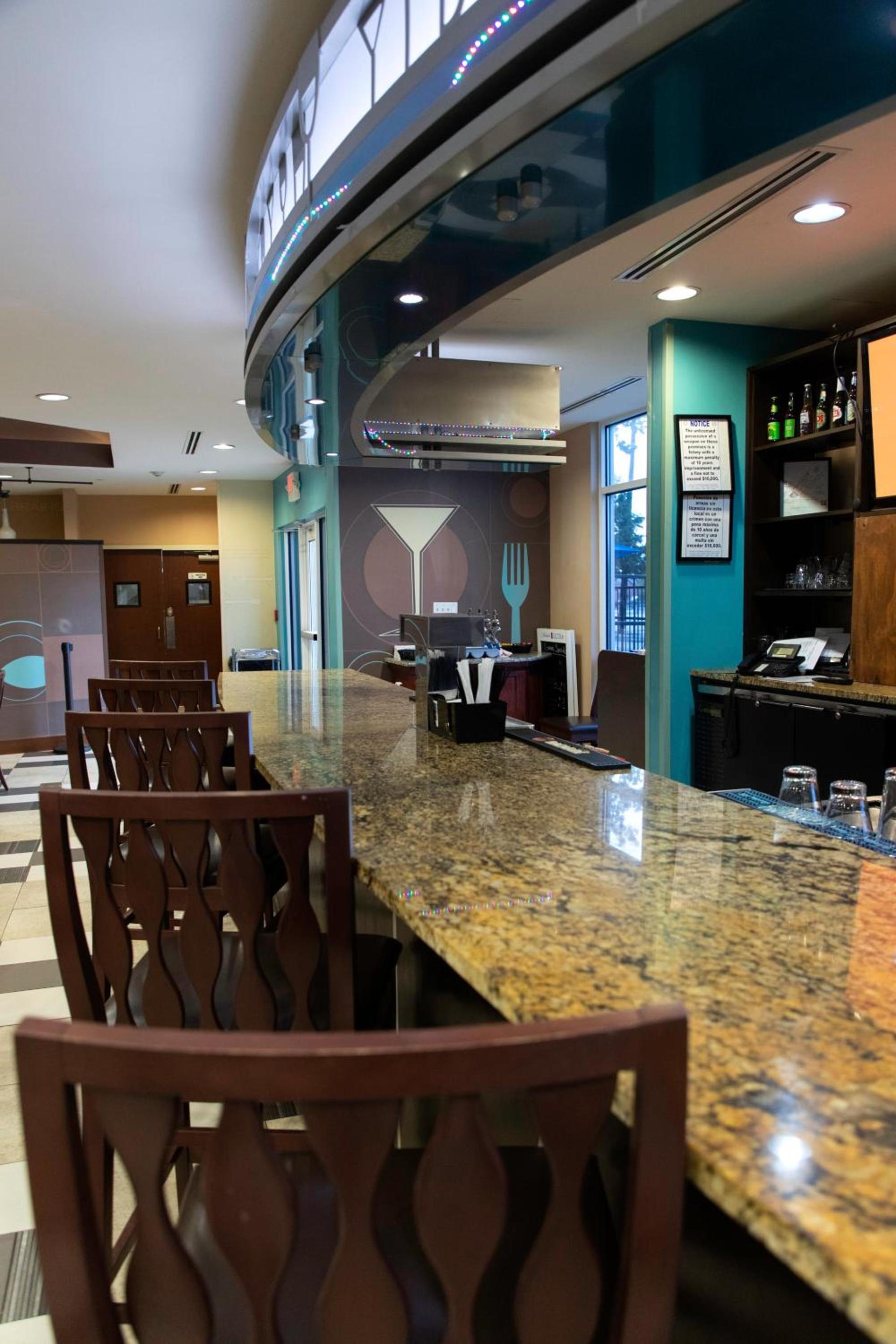 Holiday Inn & Suites San Antonio Northwest by IHG photo 7