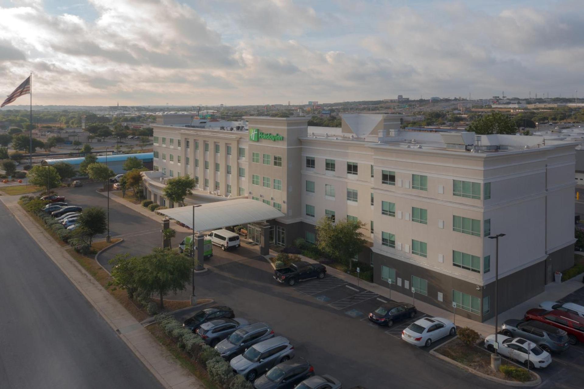 Holiday Inn & Suites San Antonio Northwest by IHG photo 28