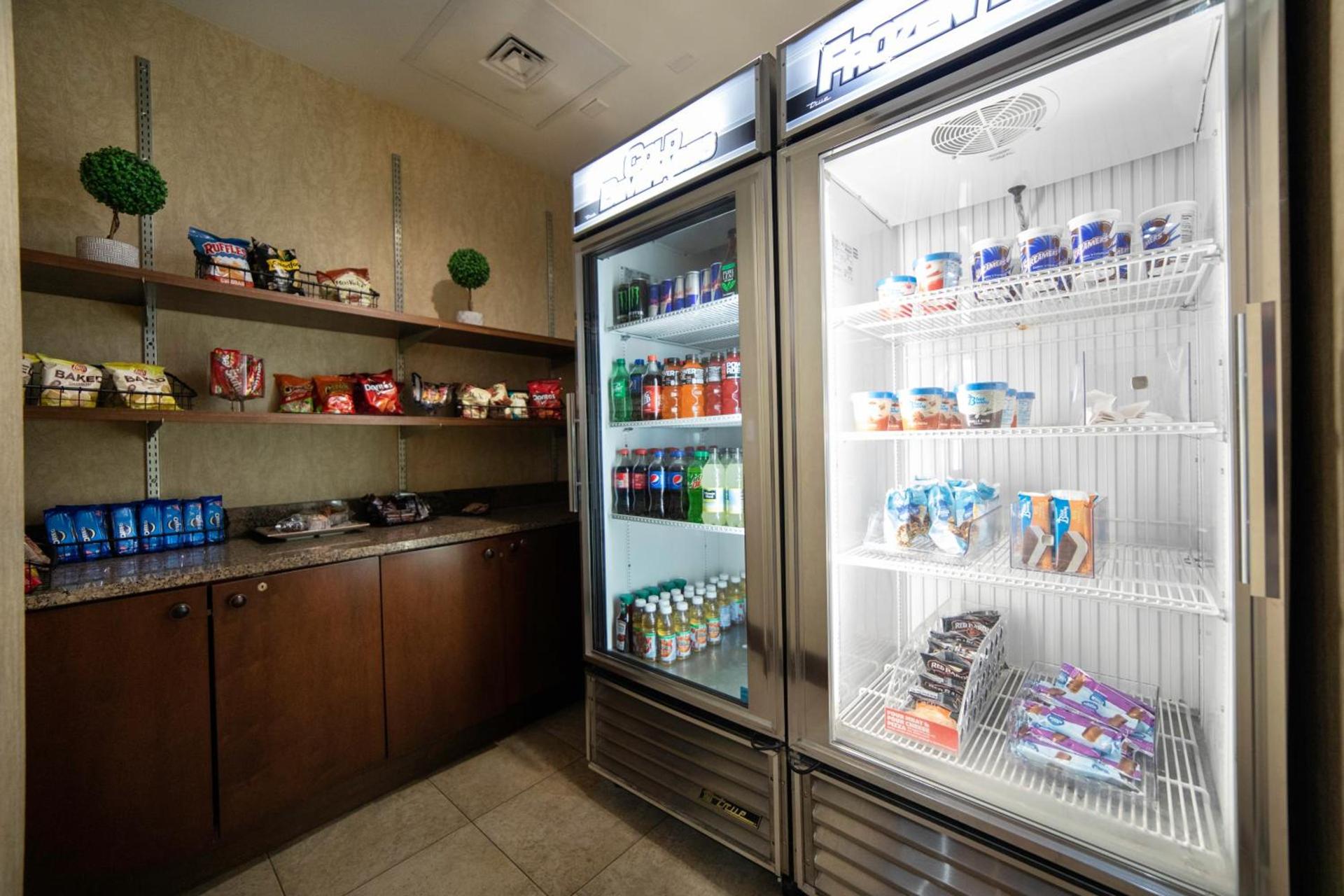 Holiday Inn & Suites San Antonio Northwest by IHG photo 10