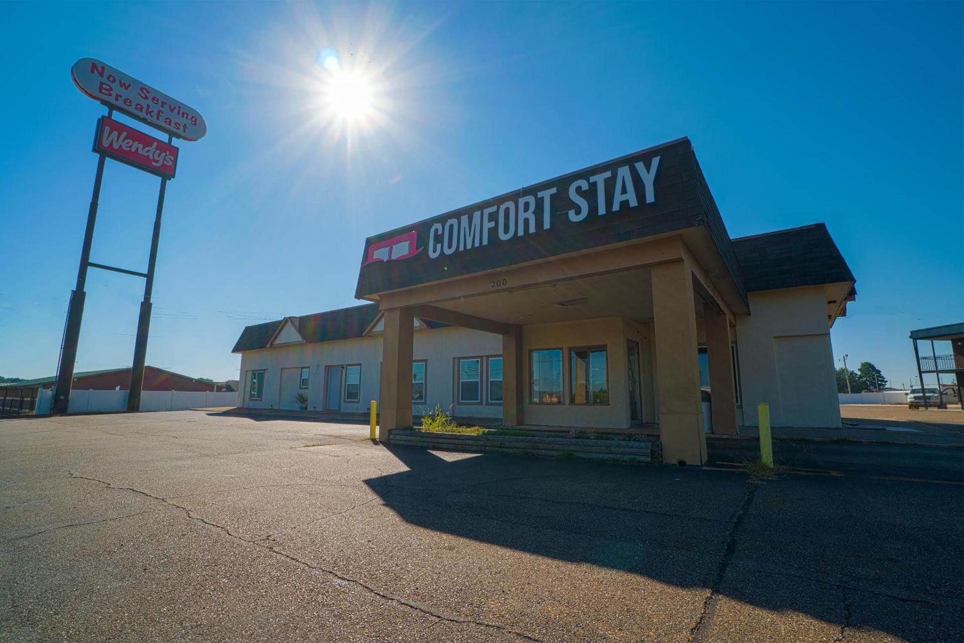 Hotel Comfort Stay by OYO Texarkana East, AR I-30 photo 4