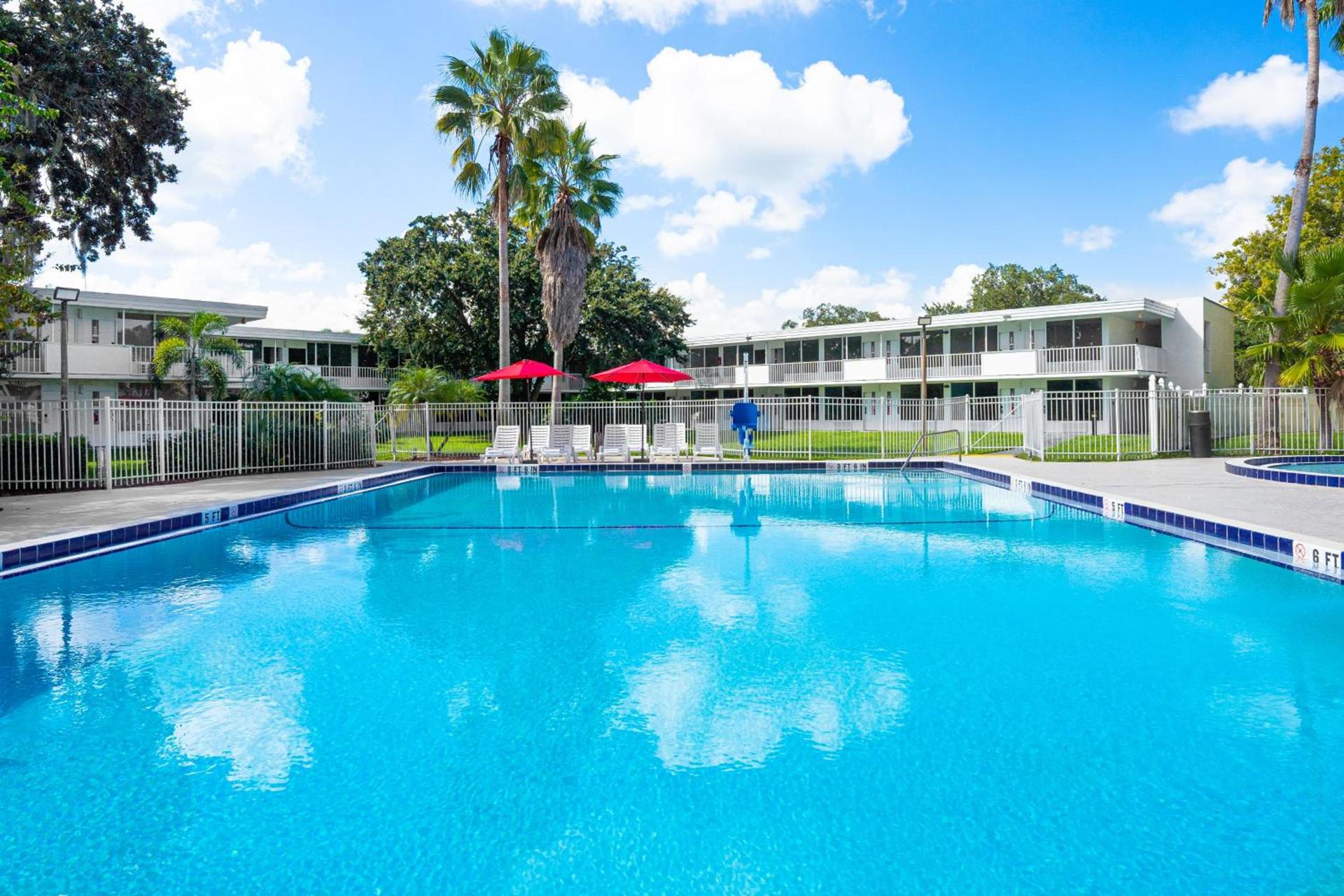 Baymont by Wyndham Orlando Lake Buena Vista South photo 45