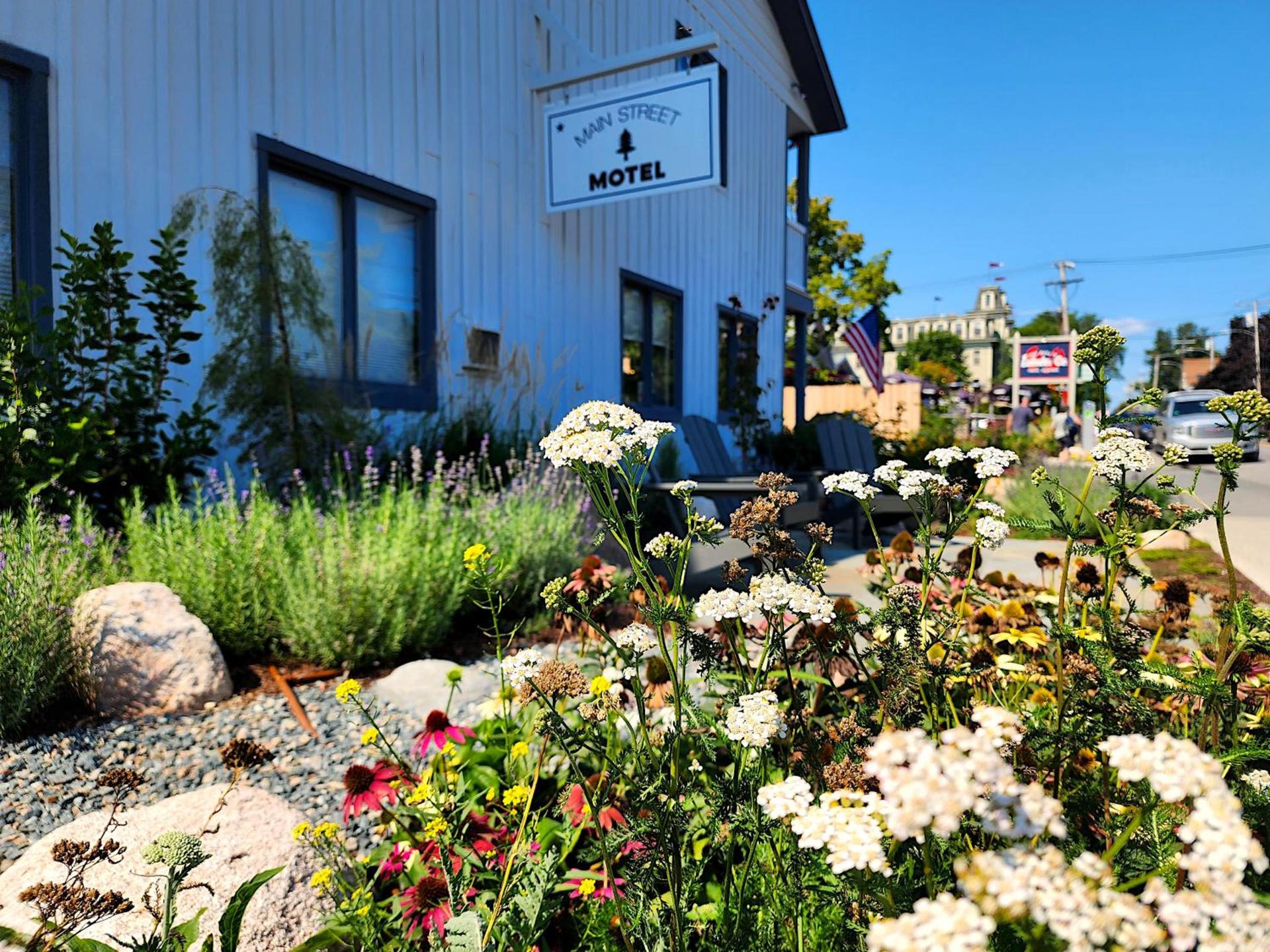Main Street Motel photo 21