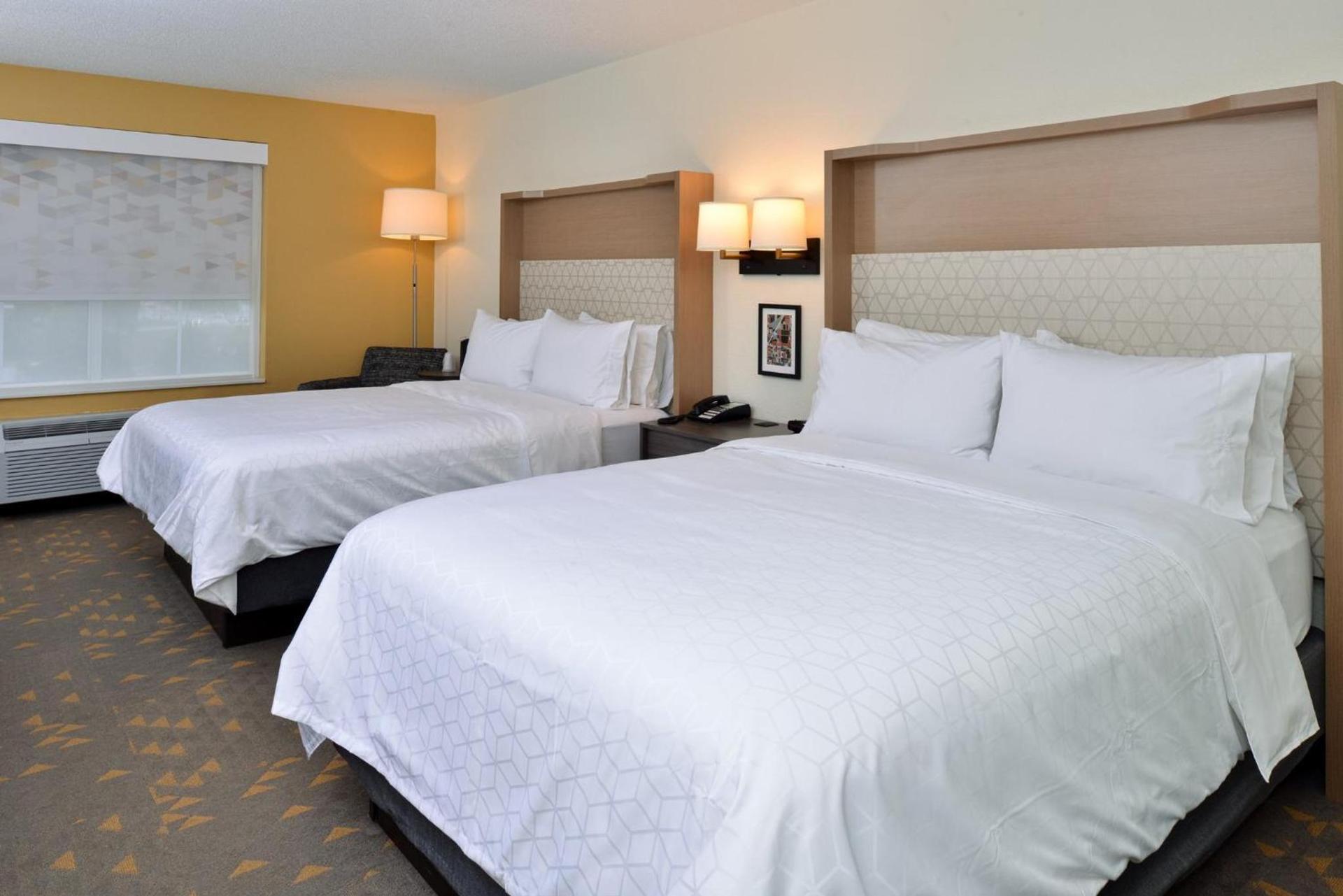Holiday Inn Hotel & Suites Overland Park-Convention Center by IHG photo 53