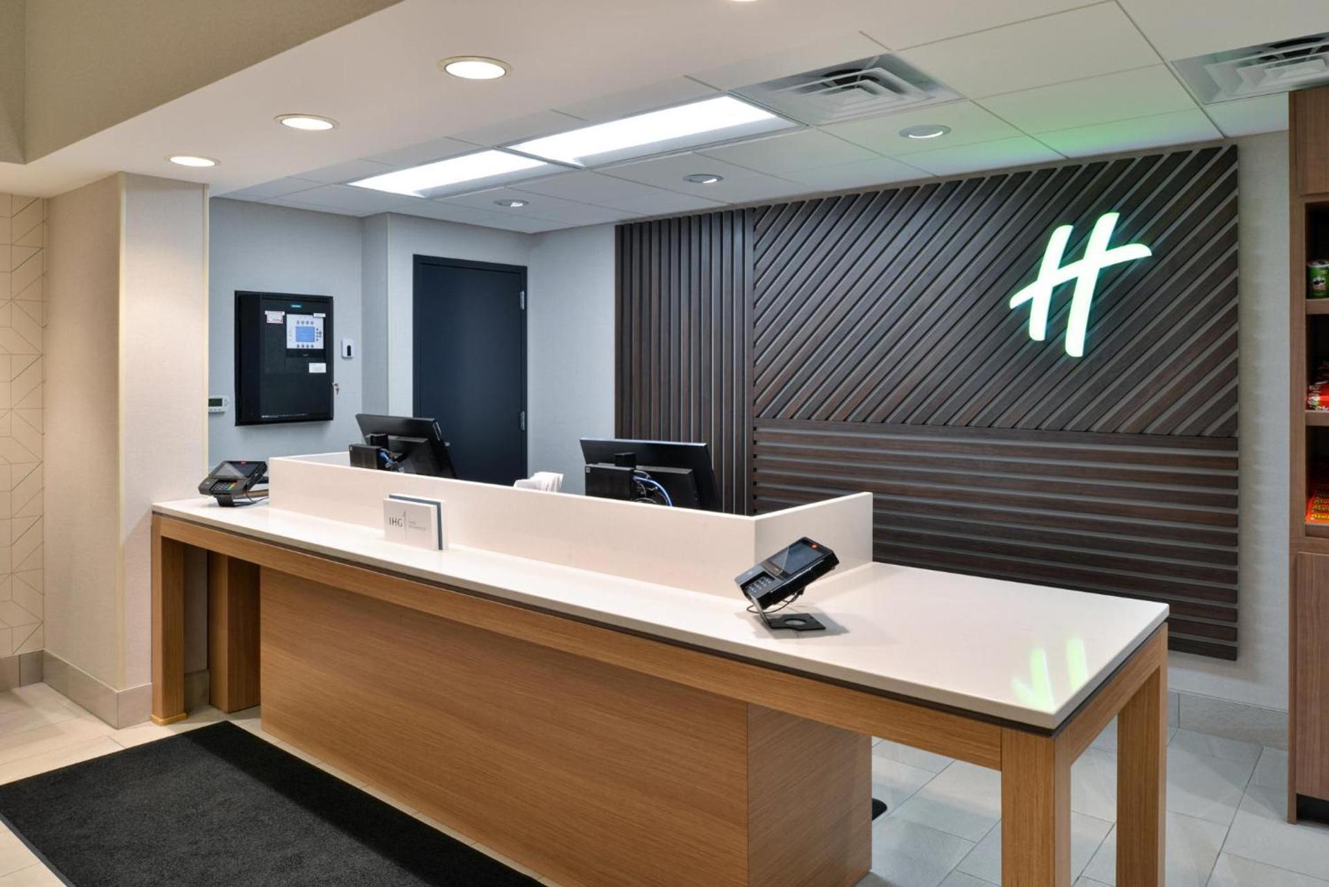 Holiday Inn Hotel & Suites Overland Park-Convention Center by IHG photo 27