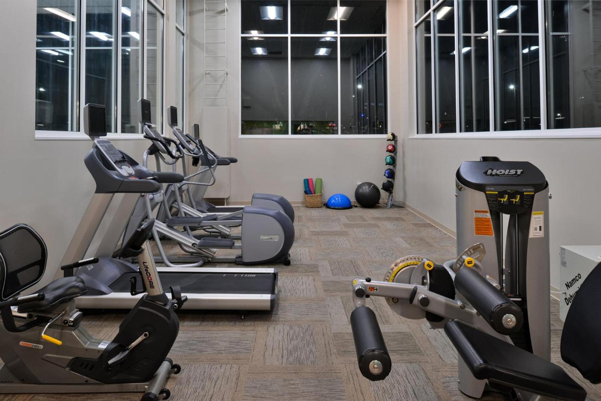 Holiday Inn Hotel & Suites Overland Park-Convention Center by IHG photo 28