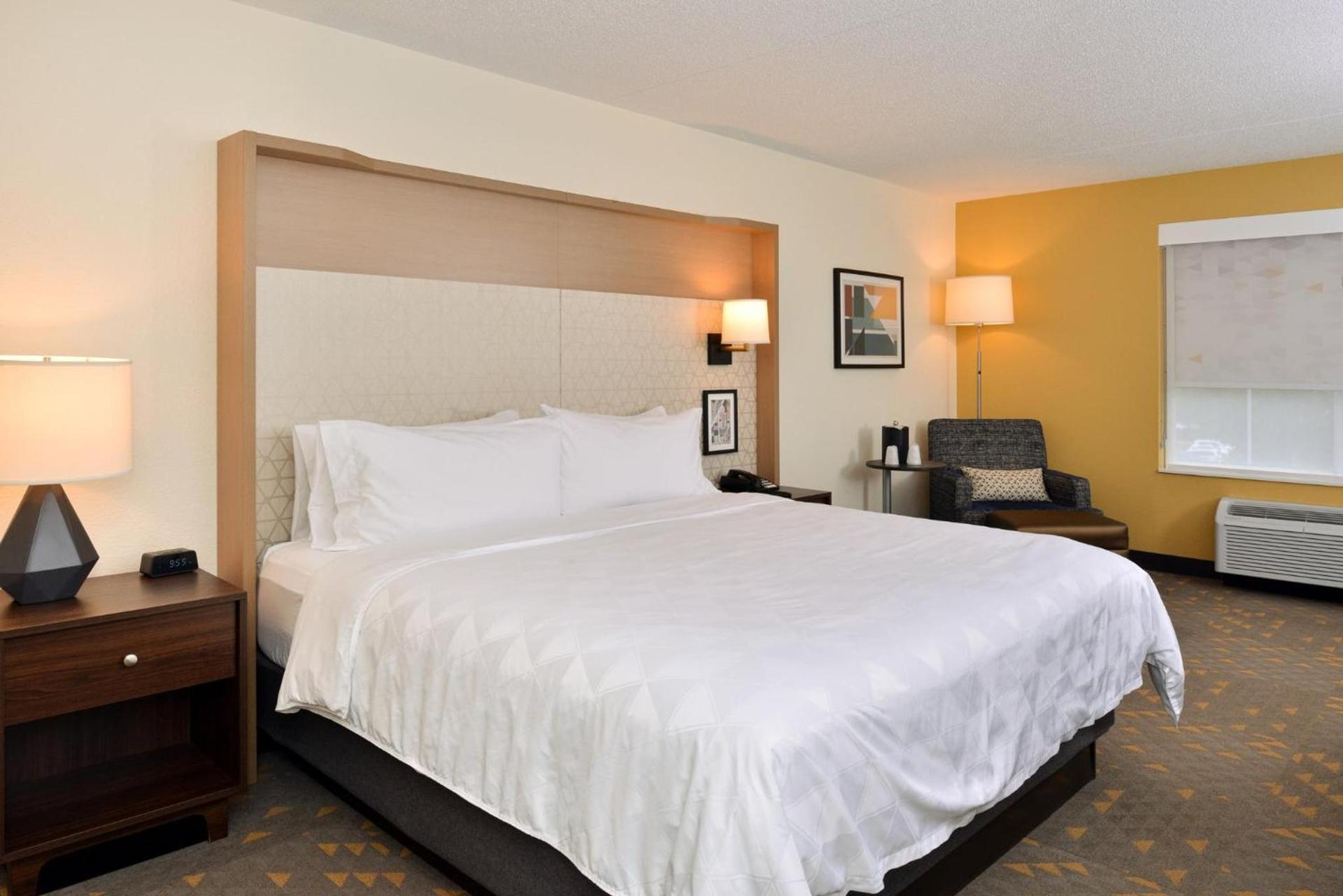 Holiday Inn Hotel & Suites Overland Park-Convention Center by IHG photo 74