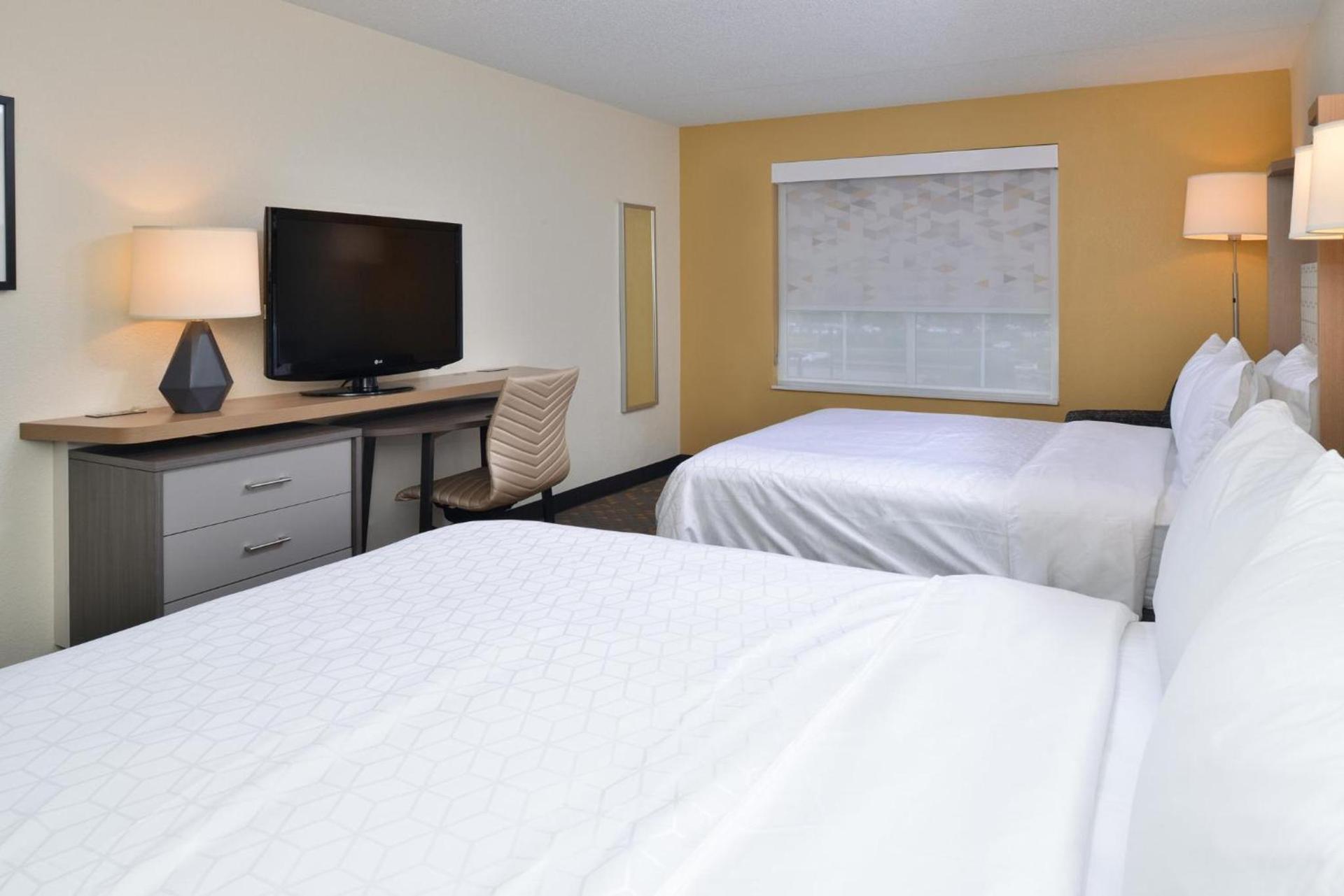 Holiday Inn Hotel & Suites Overland Park-Convention Center by IHG photo 77