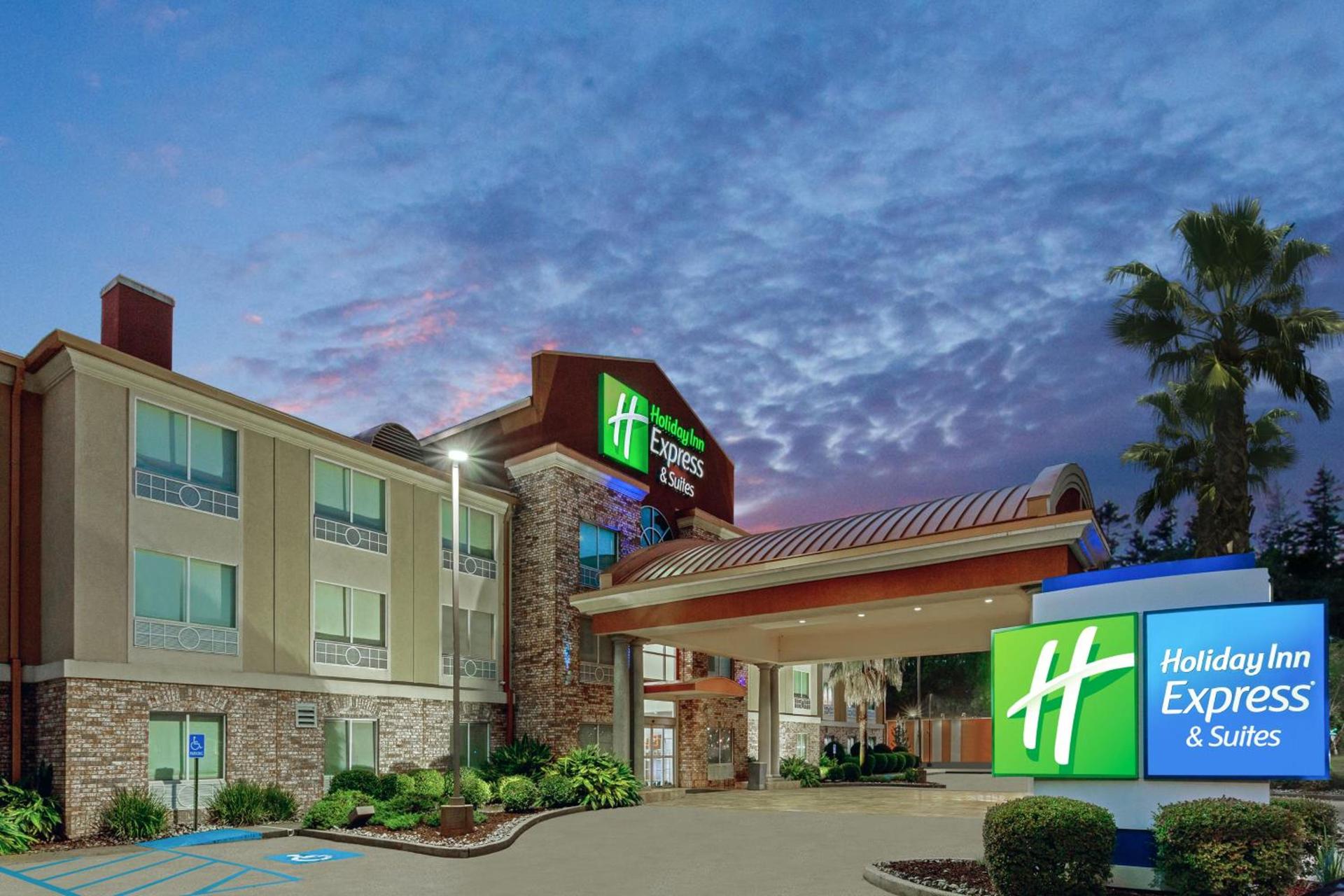 Holiday Inn Express & Suites Lafayette South by IHG photo 3