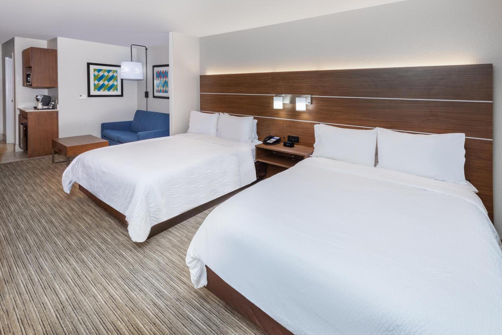 Holiday Inn Express & Suites Lafayette South by IHG photo 18