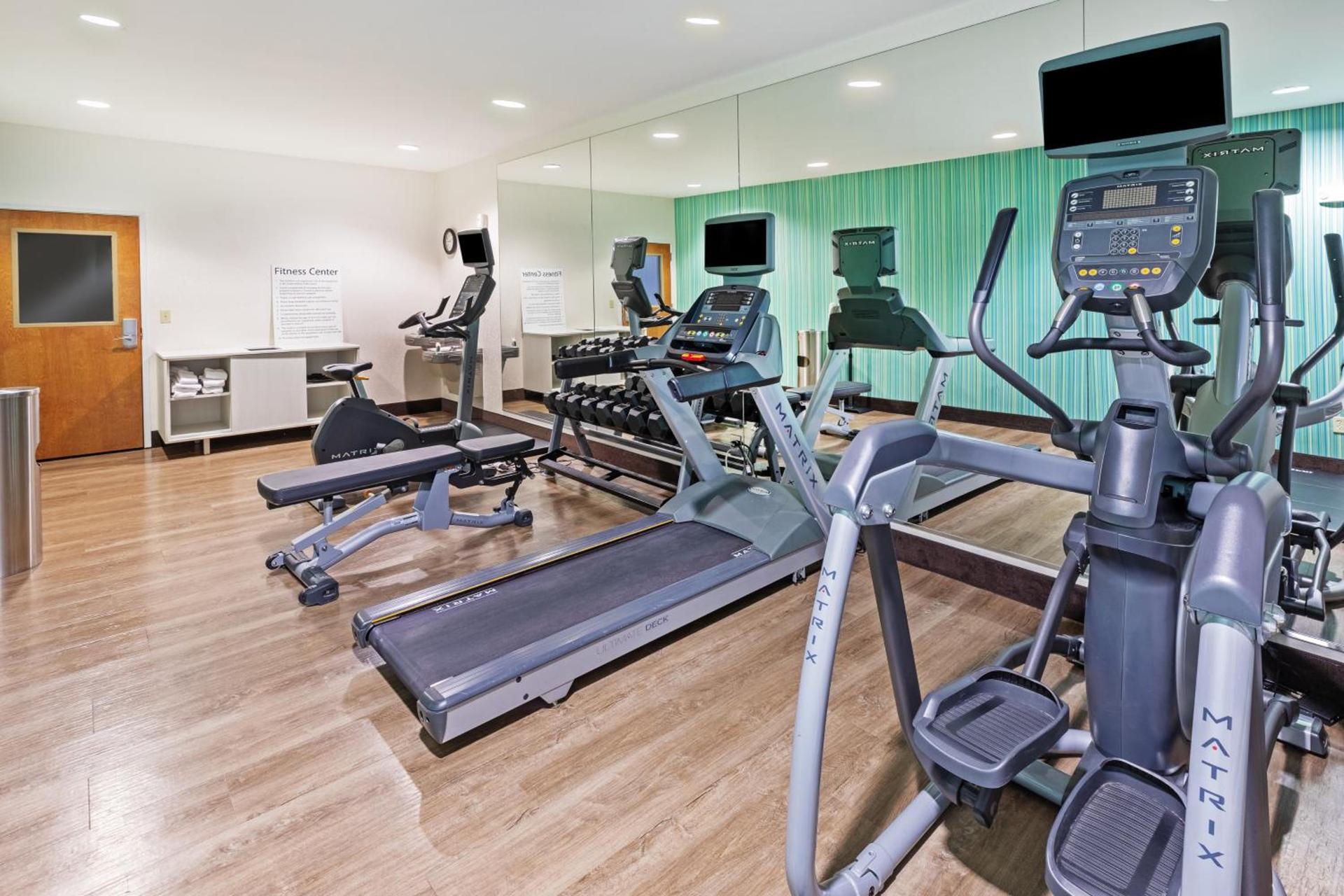 Holiday Inn Express & Suites Lafayette South by IHG photo 23