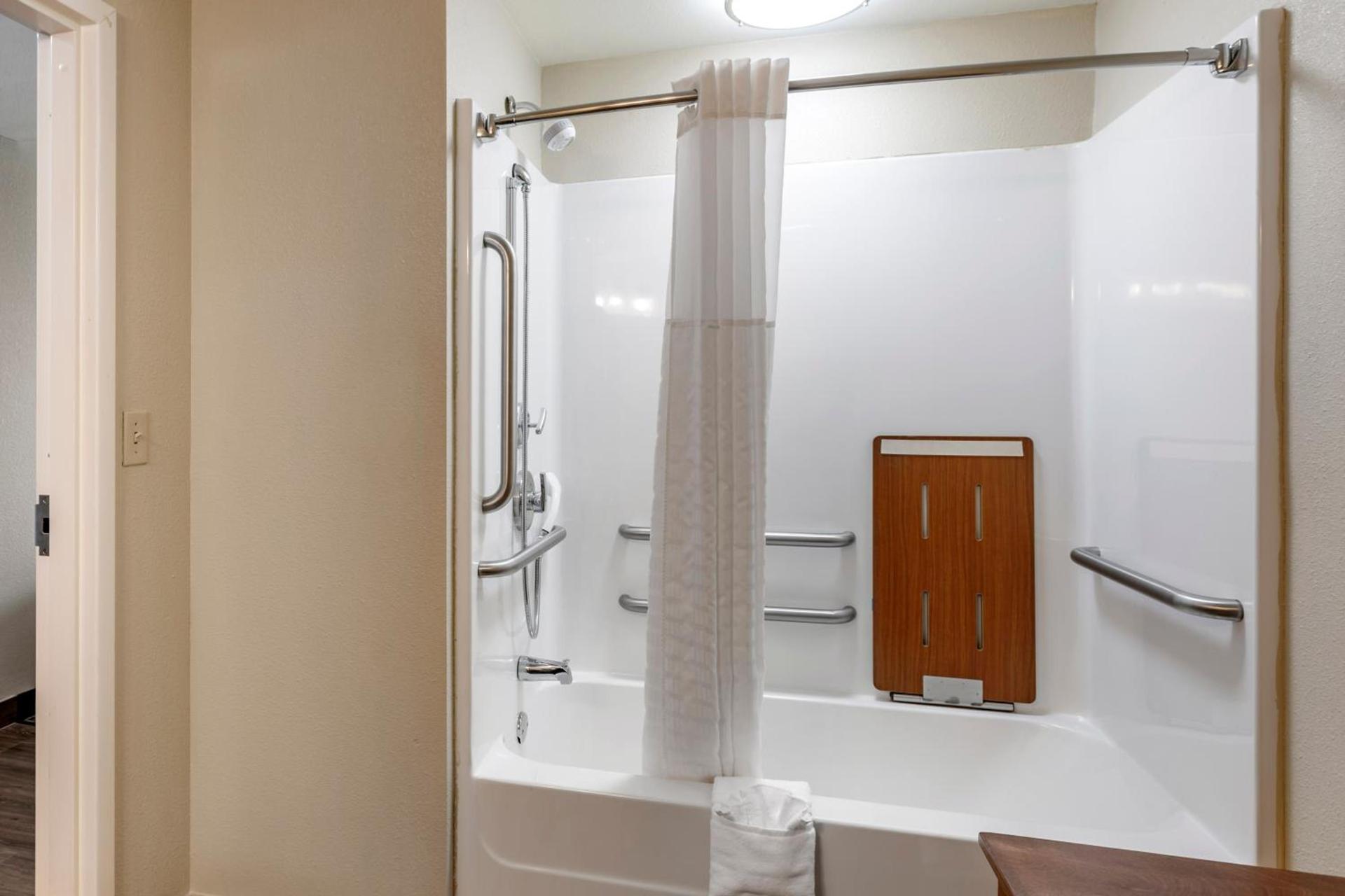 Comfort Inn & Suites Atoka-Millington photo 45